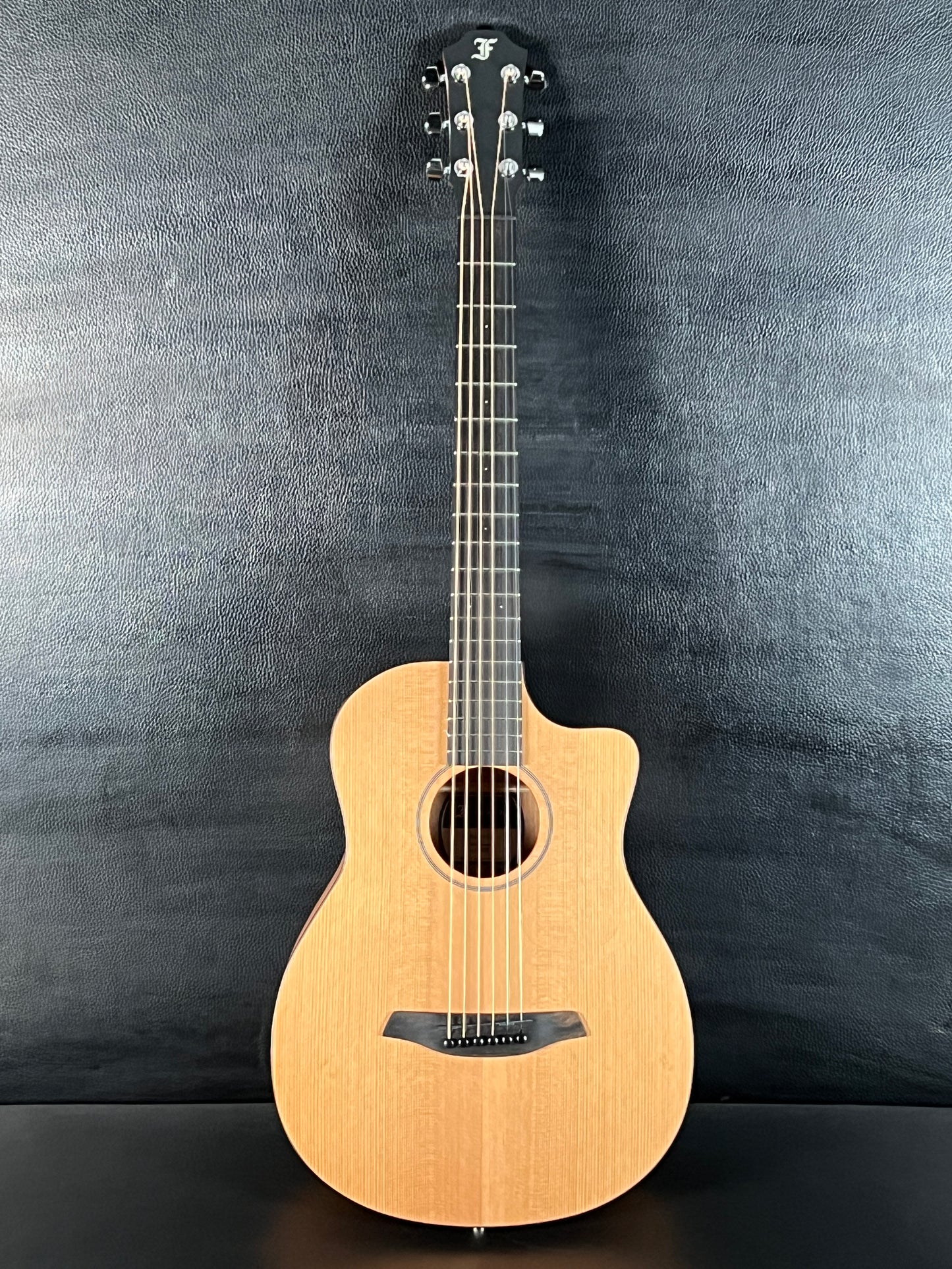 Furch Pioneer CM a Travel Guitar (PRE-OWNED)