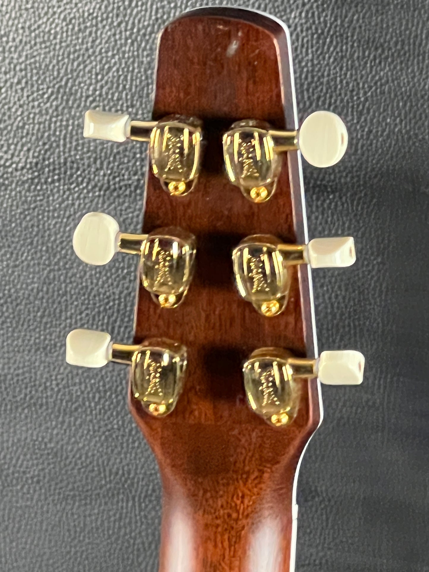 Seagull Artist Mosaic CH CW Bourbon Burst GT EQ (PRE-OWNED)