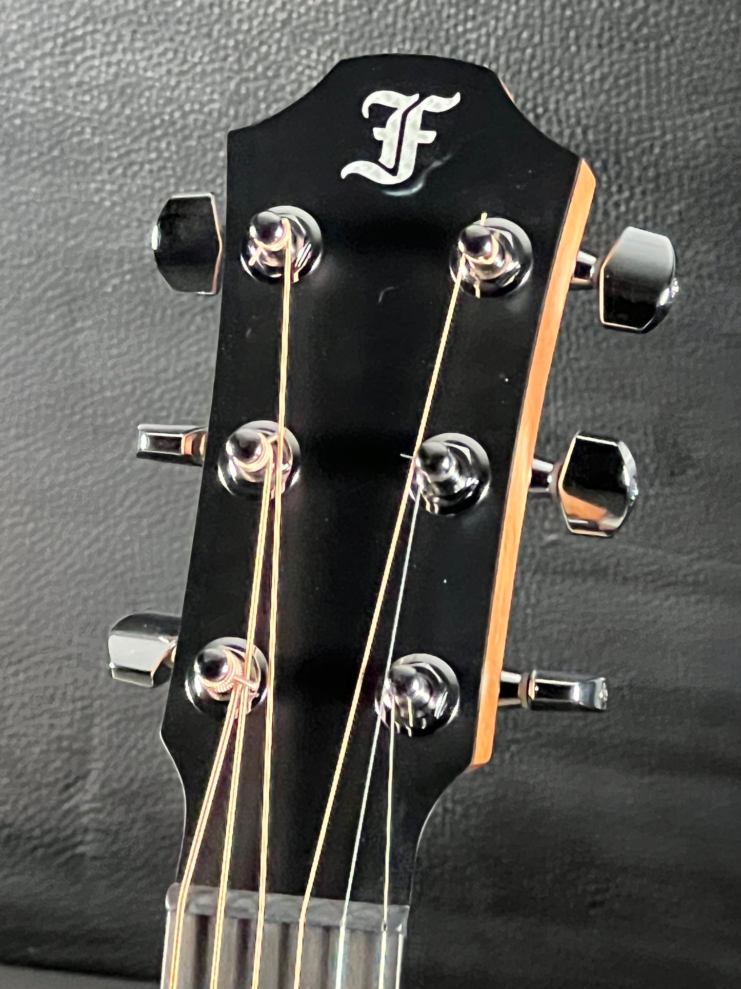 Furch Pioneer CM a 43mm w/ LR Baggs Element (PRE-OWNED)