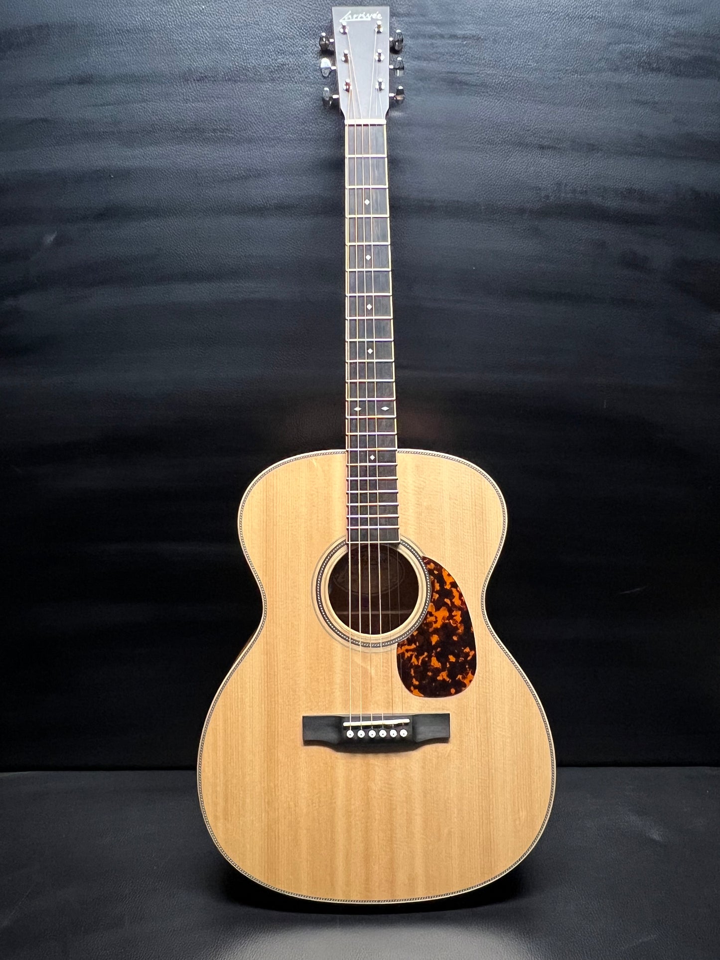 Larrivée OM-40 Mahogany (PRE-OWNED)