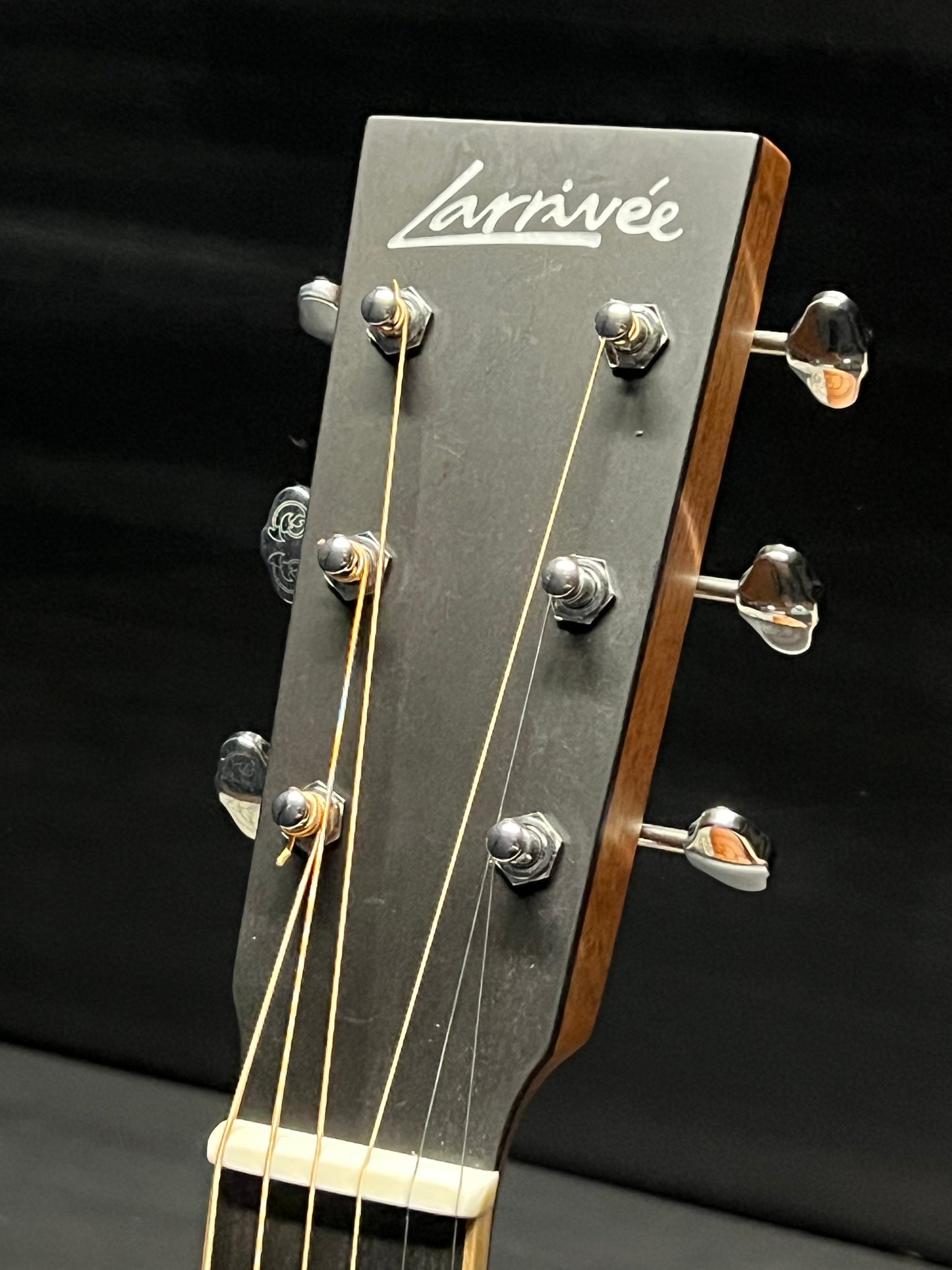 Larrivée OM-40 Mahogany (PRE-OWNED)