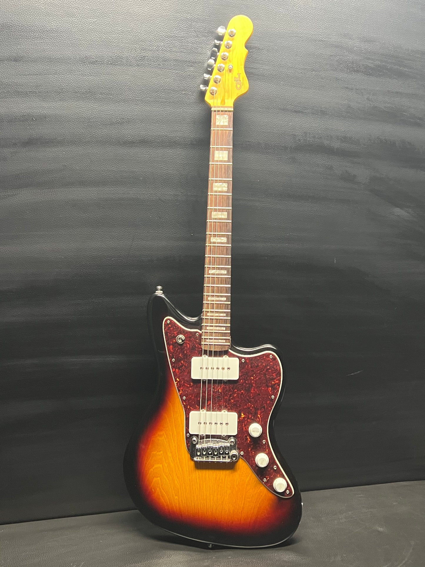 G&L Dohene (PRE-OWNED)