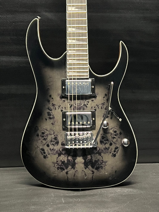 Ibanez RG Gio GRG220PA1BKB