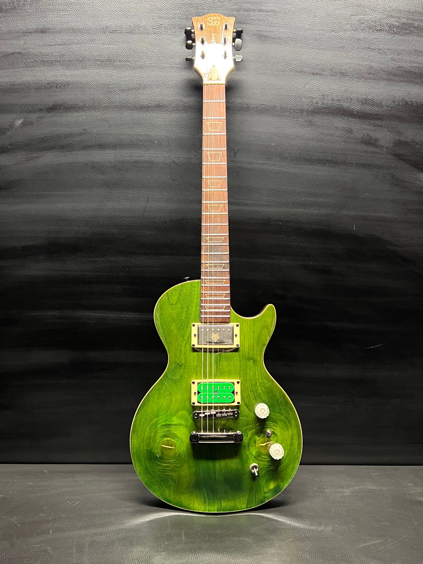 Sahana Lampucchre Ridesh Tamang signature “Wolfie” (PRE-OWNED)