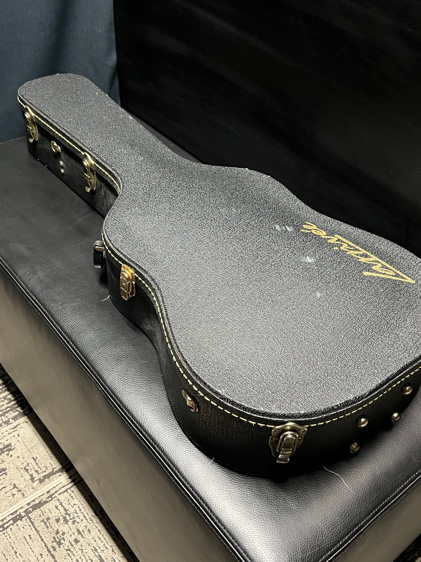 Larrivée DV10-KK 2001 Made in Canada (PRE-OWNED)