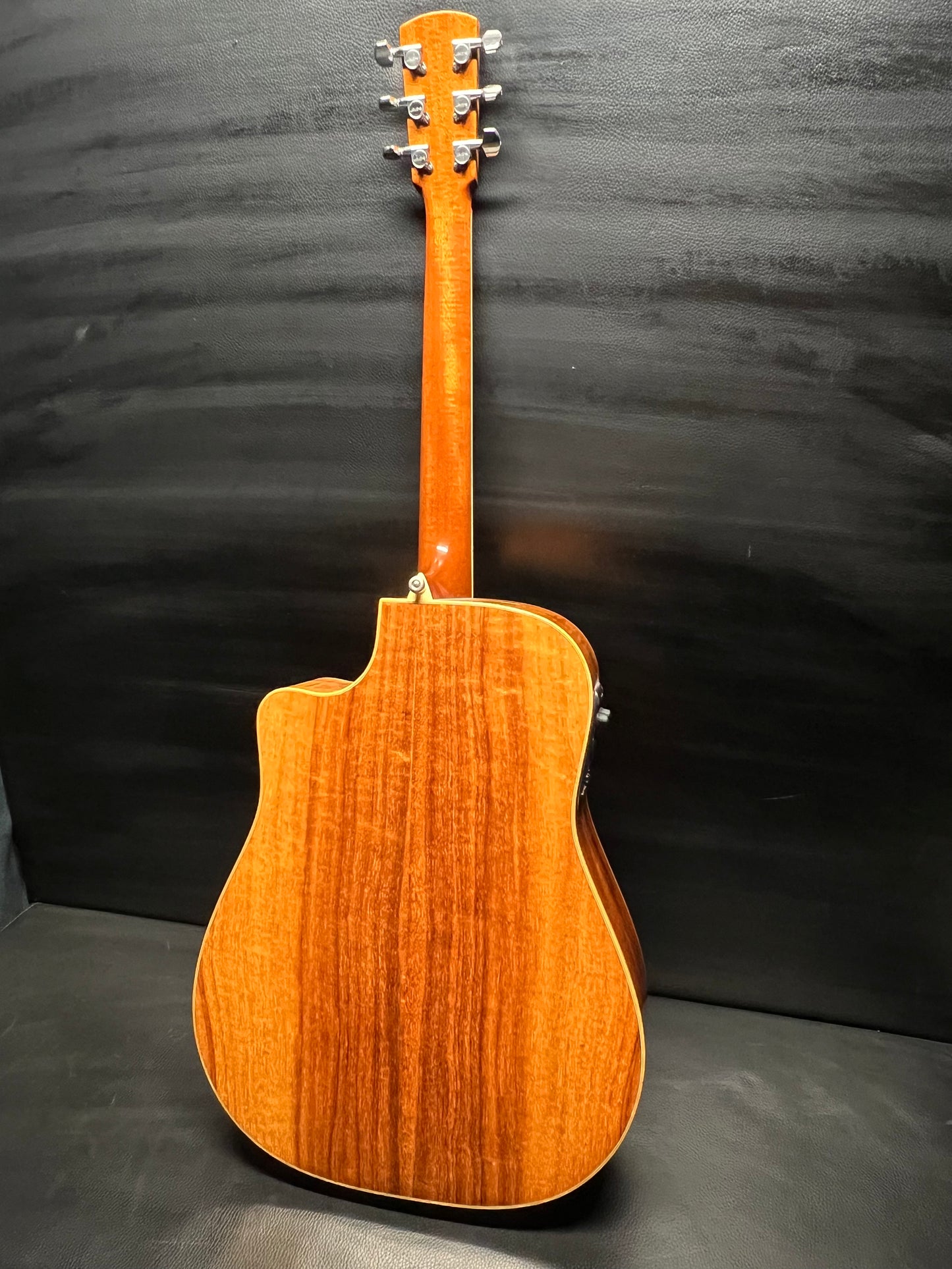 Larrivée DV10-KK 2001 Made in Canada (PRE-OWNED)