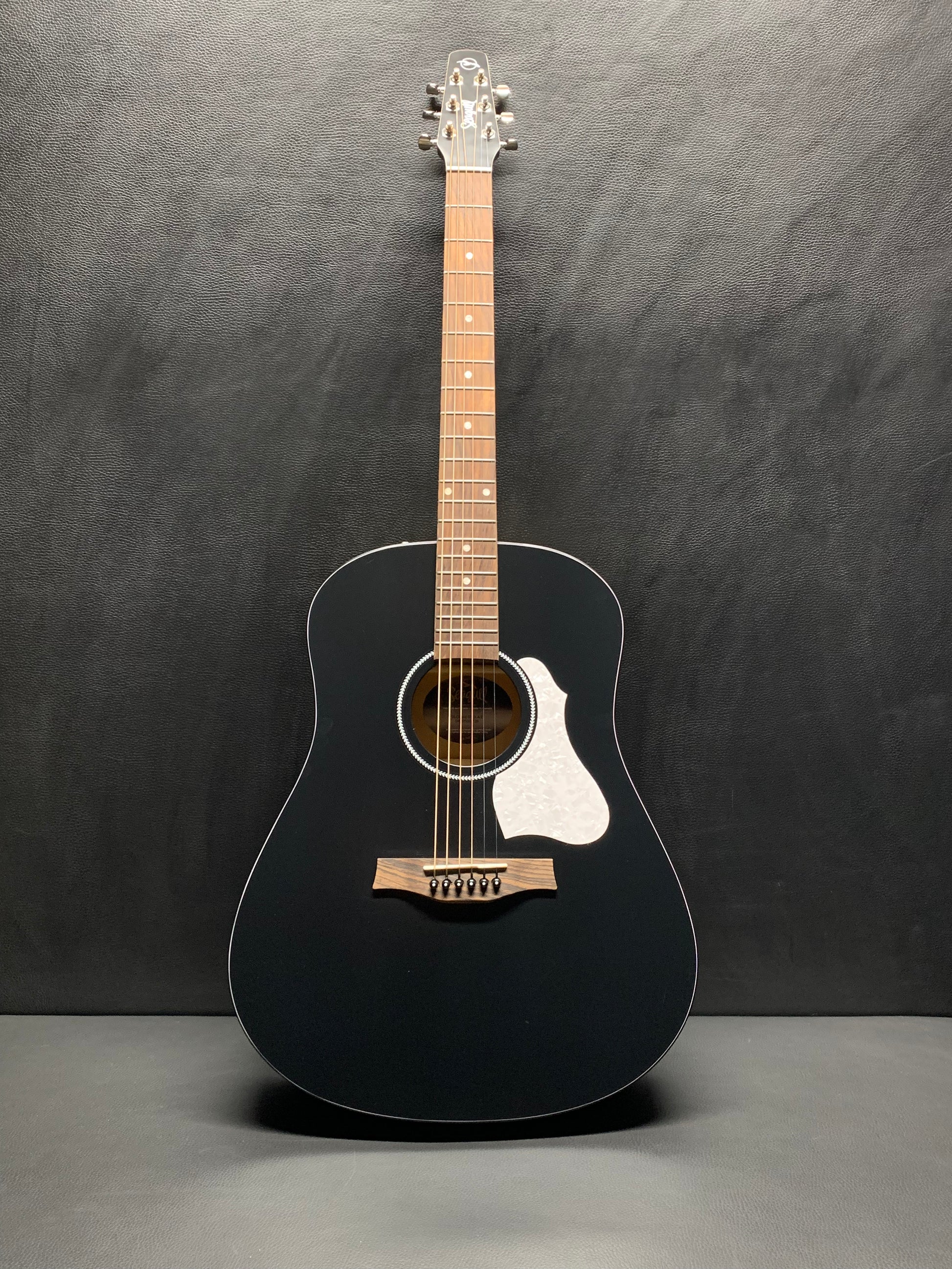 Seagull S6 Classic Black A/E #048595002339 – Guitar HAUS Seagull S6 Classic Black A/E #048595002339 – Guitar HAUS
