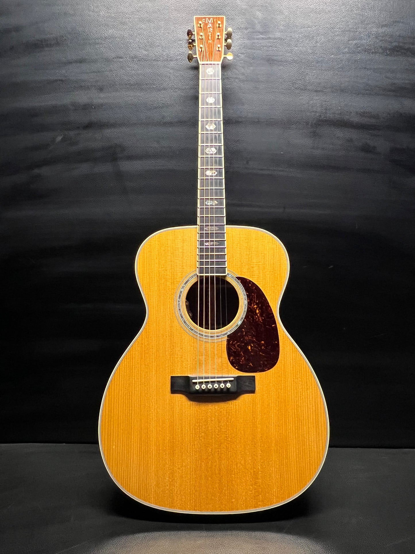 Martin J40 Torrefied Top w /Pickup (PRE-OWNED)