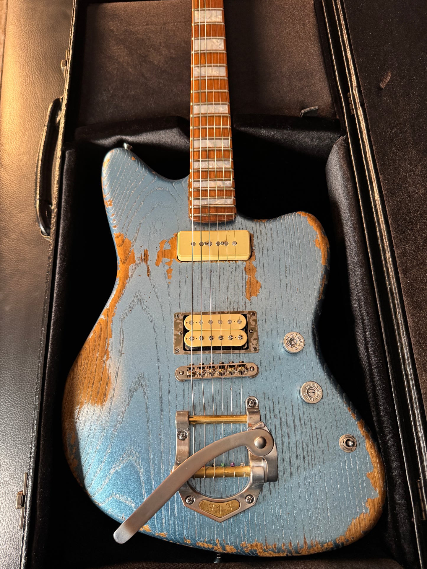 Paoletti 112 Semi-Hollow (Lounge Series) – No F-Hole (Custom)