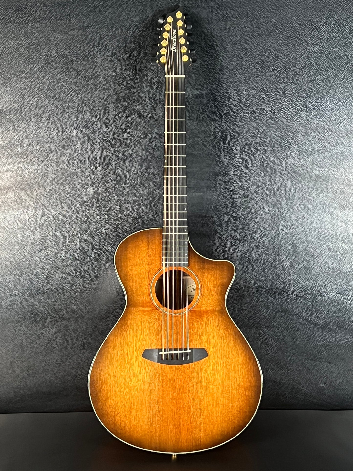 Breedlove Oregon Concerto CE 12-String Bourbon Burst (PRE-OWNED)