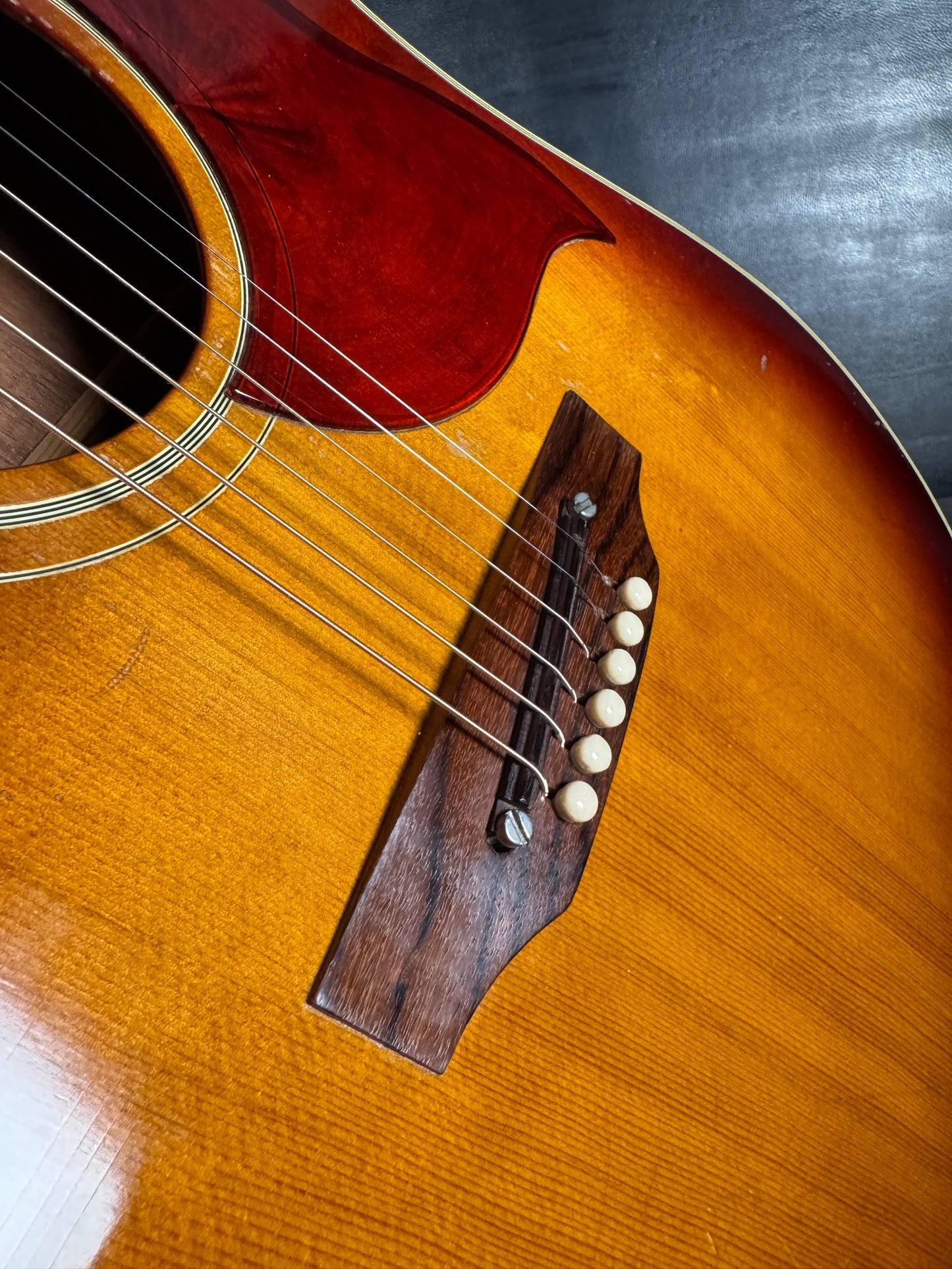 Gibson (1967) Southern Jumbo #897114 (PRE-OWNED)