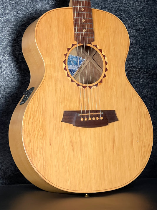 2017 Cole Clark AN2E-HSBB-LTD Angel Limited Edition (PRE-OWNED)