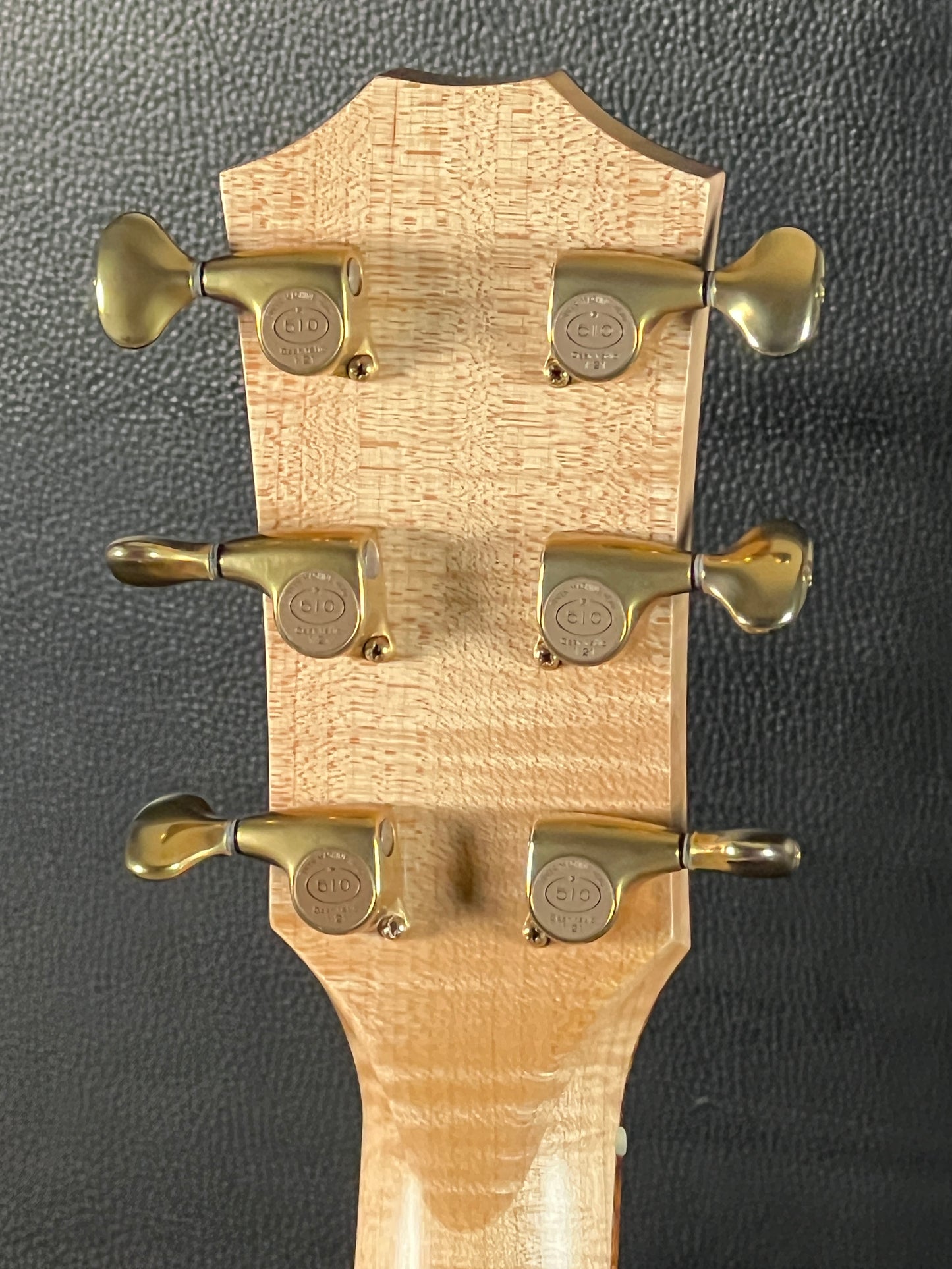 Taylor Custom GC Quilted Maple & Engelmann Spruce 2014 (PRE-OWNED)