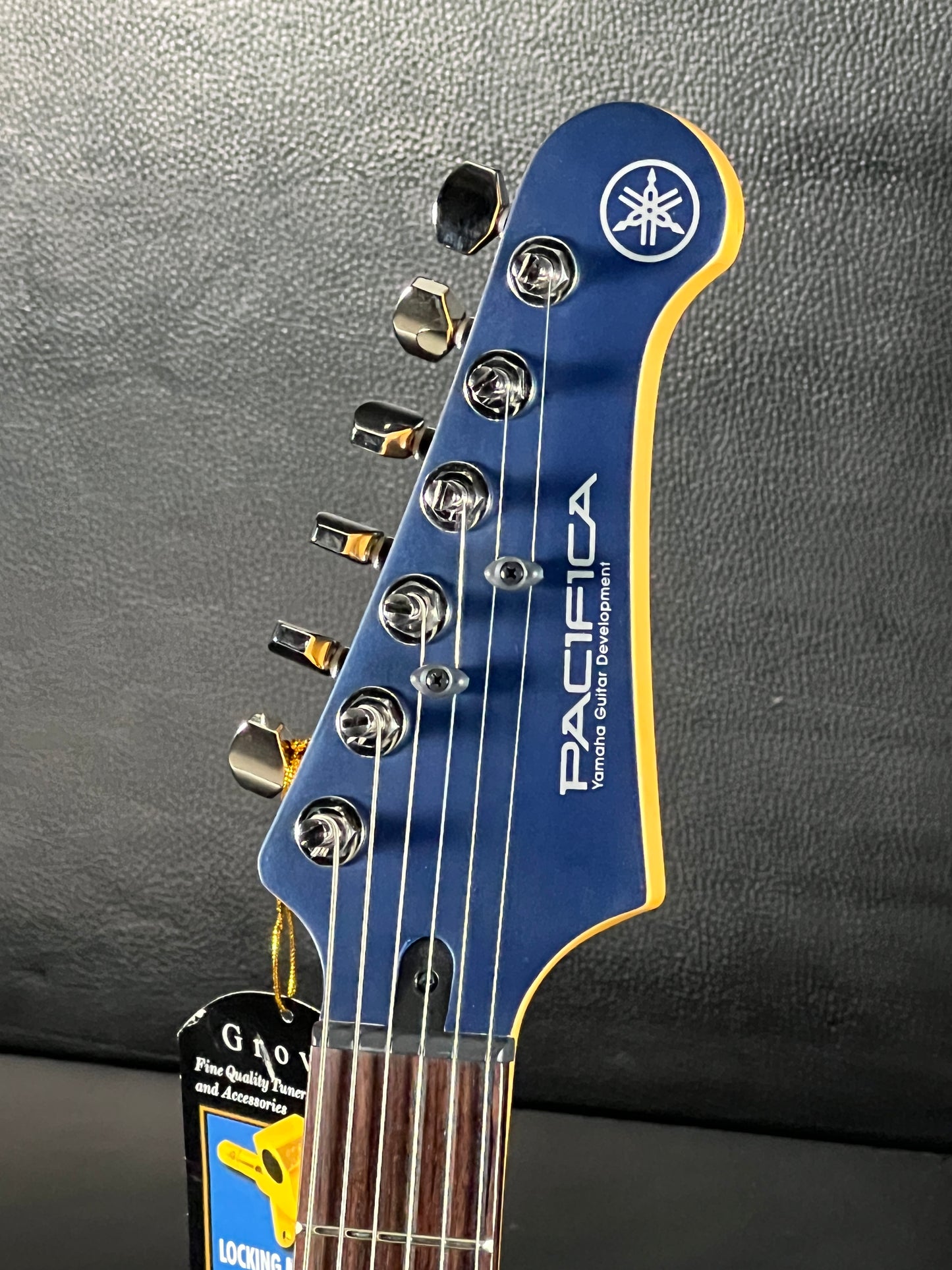 Yamaha PAC612VIIX Pacifica Matte Silk Blue