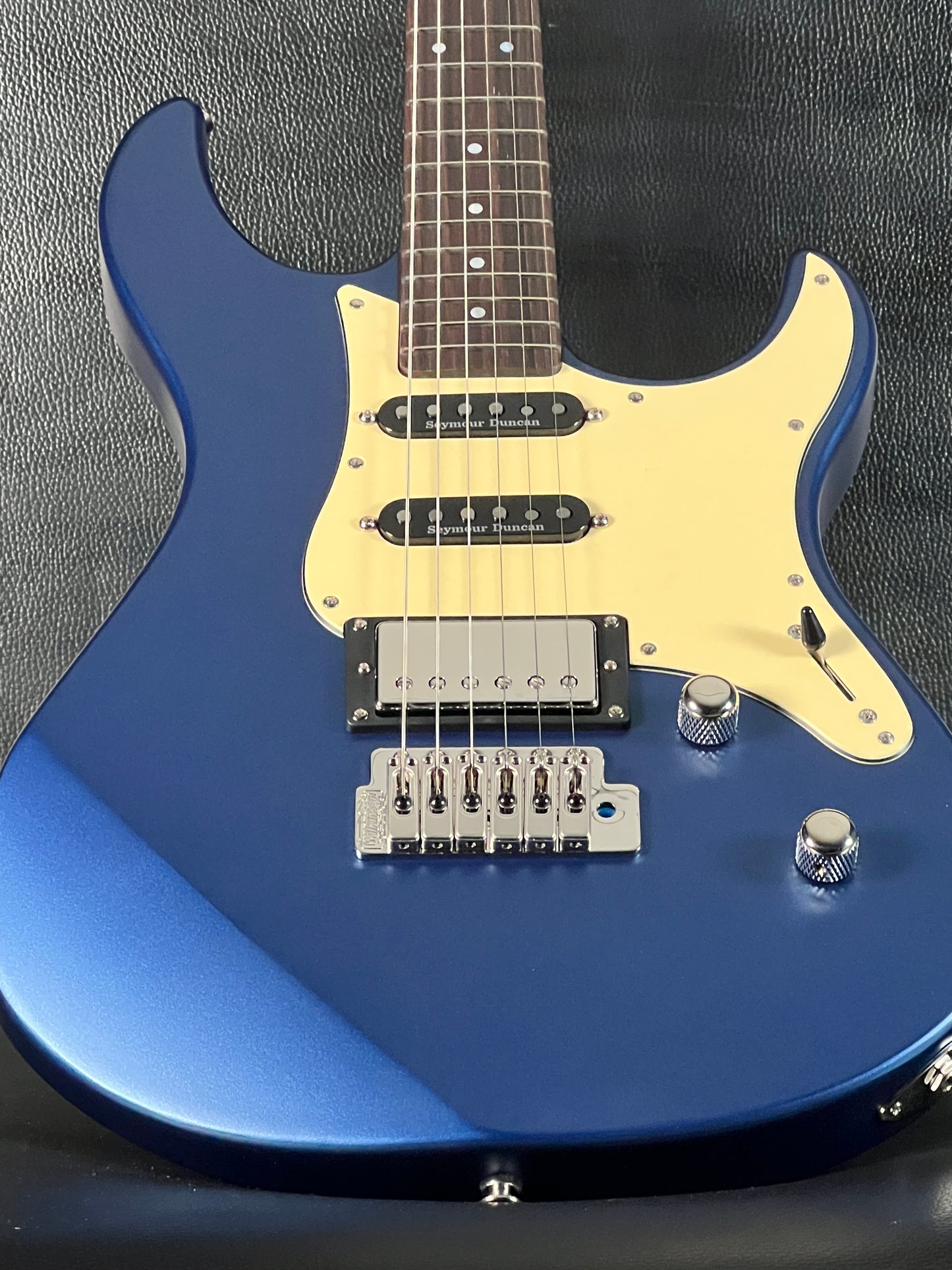 Yamaha PAC612VIIX Pacifica Matte Silk Blue