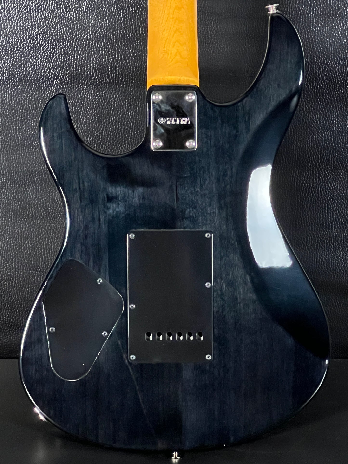 Yamaha Pacifica PAC612VIIFM Translucent Black