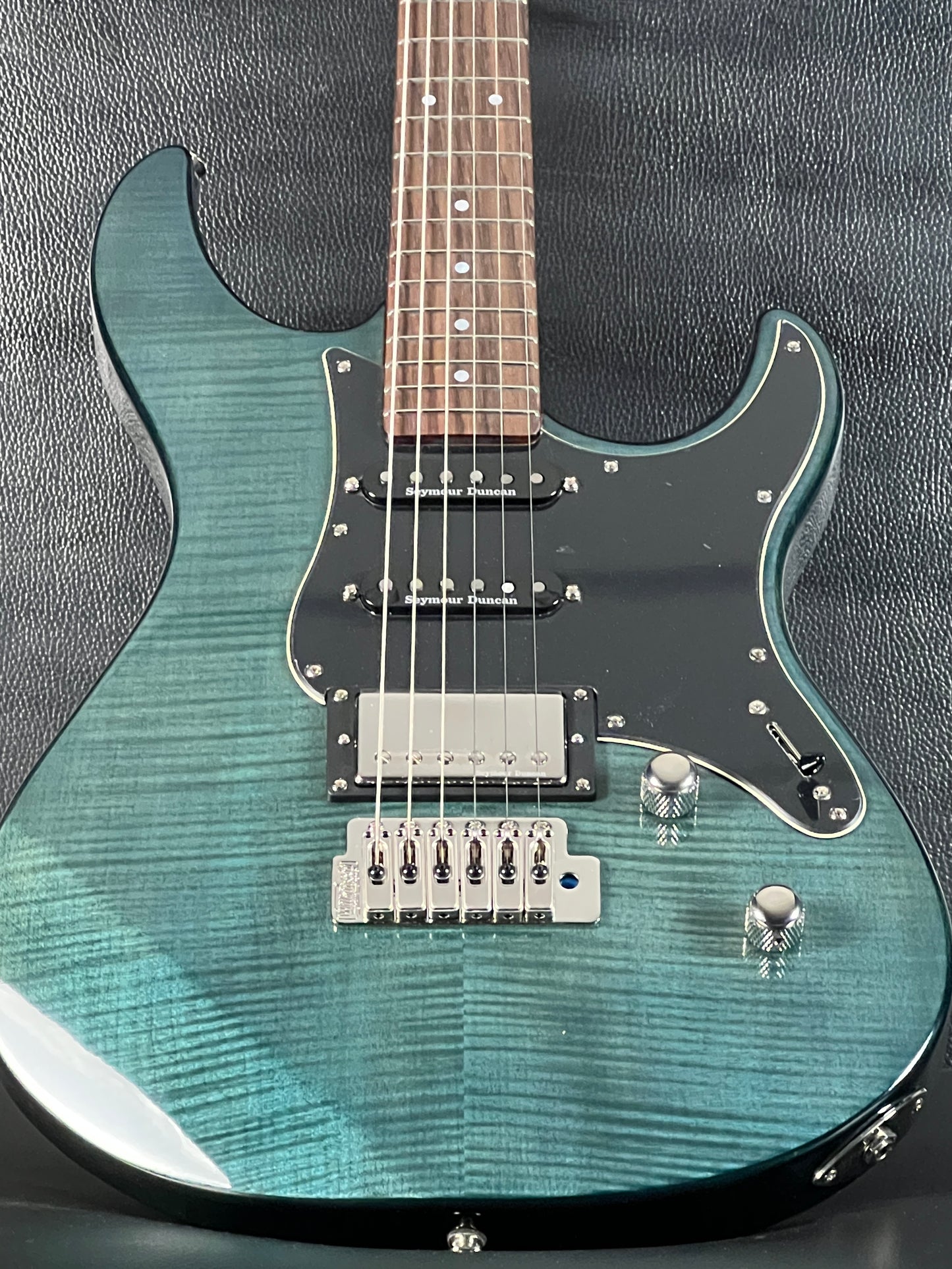 Yamaha PAC612VIIFM Pacifica Indigo Blue