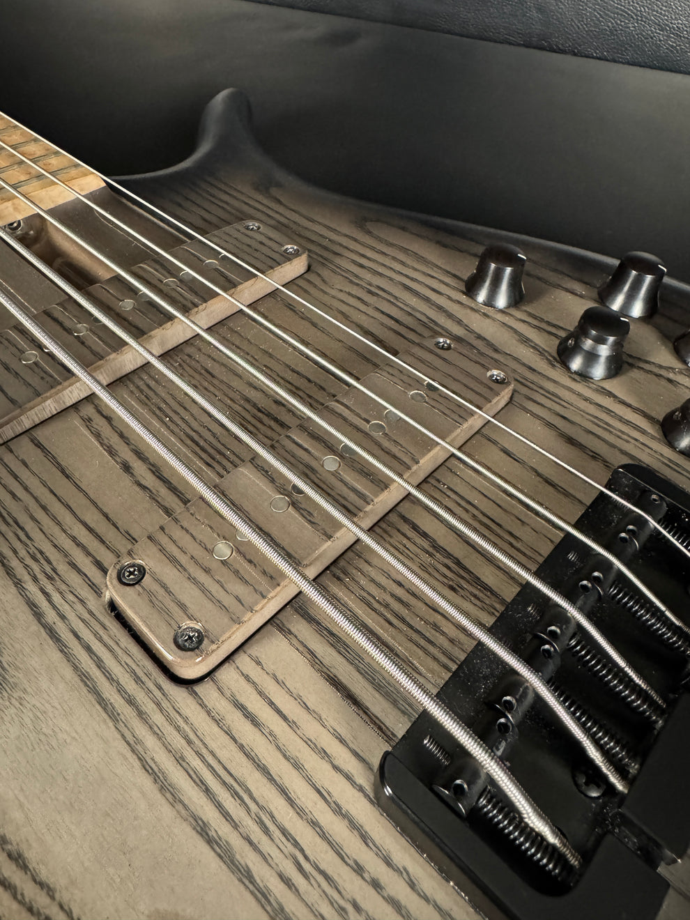 F Bass BN5 2020 (PRE-OWNED) – Guitar HAUS