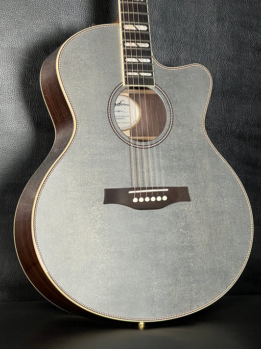 Godin Connaisseur Rosewood Satin Gray #079
