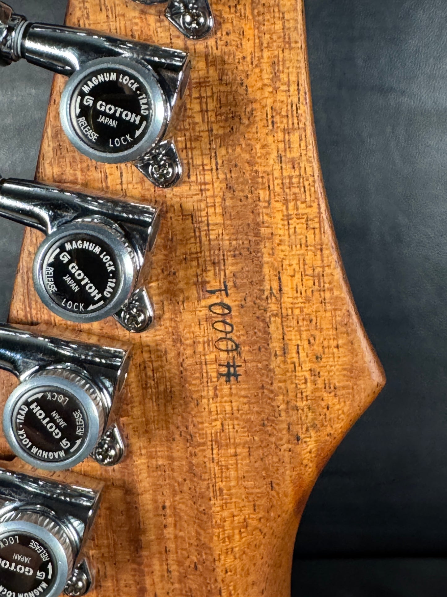 Zach ST HH #0001 ( PRE-OWNED)