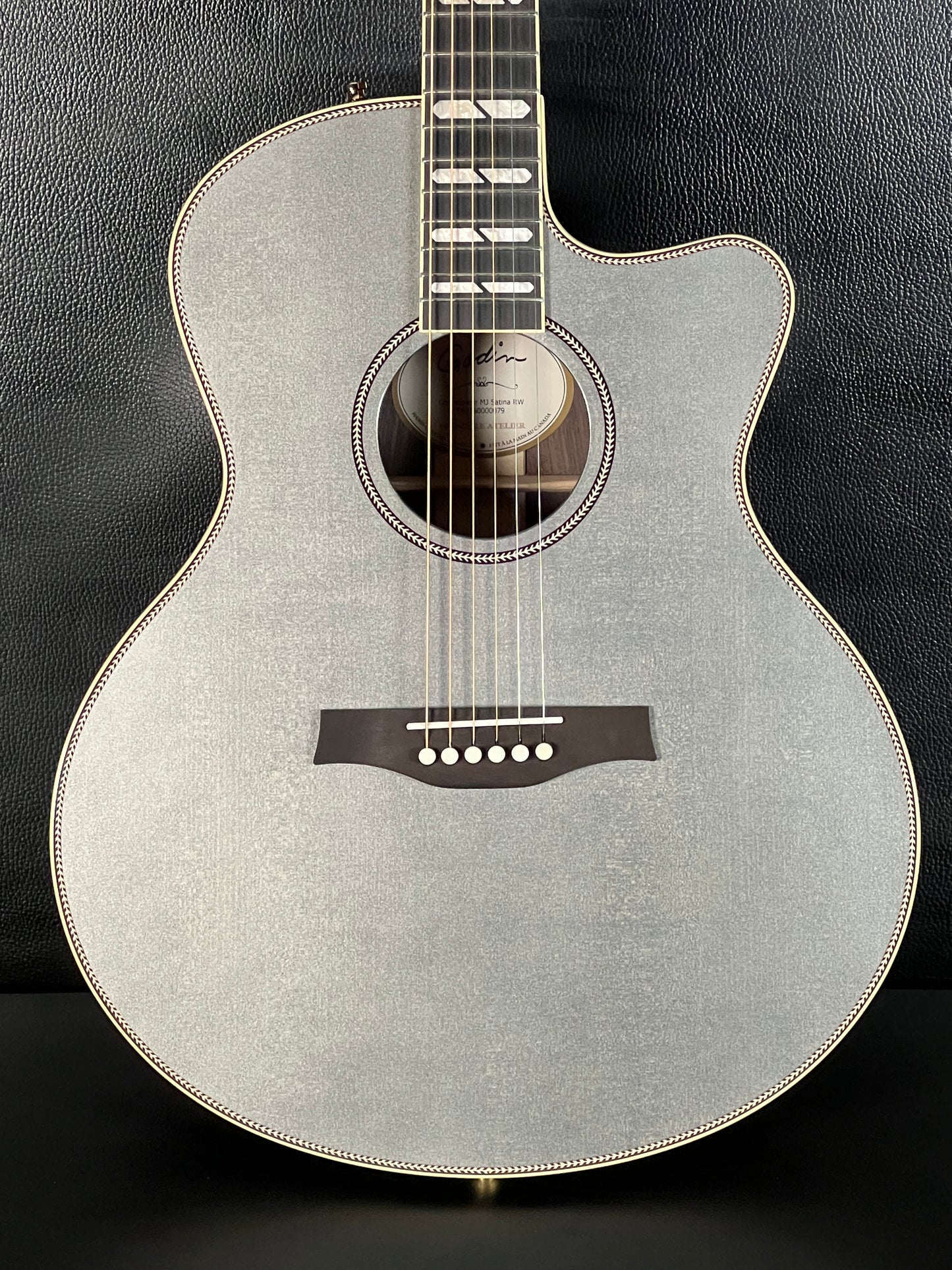 Godin Connaisseur Rosewood Satin Gray #079