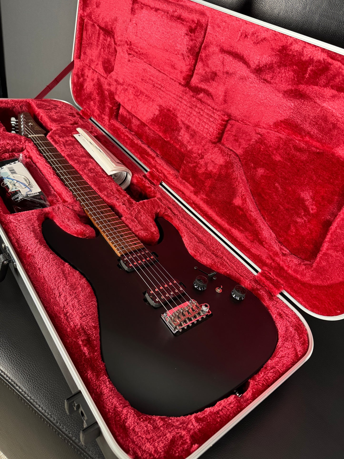Ibanez Prestige AZ2402 Black (PRE-OWNED)