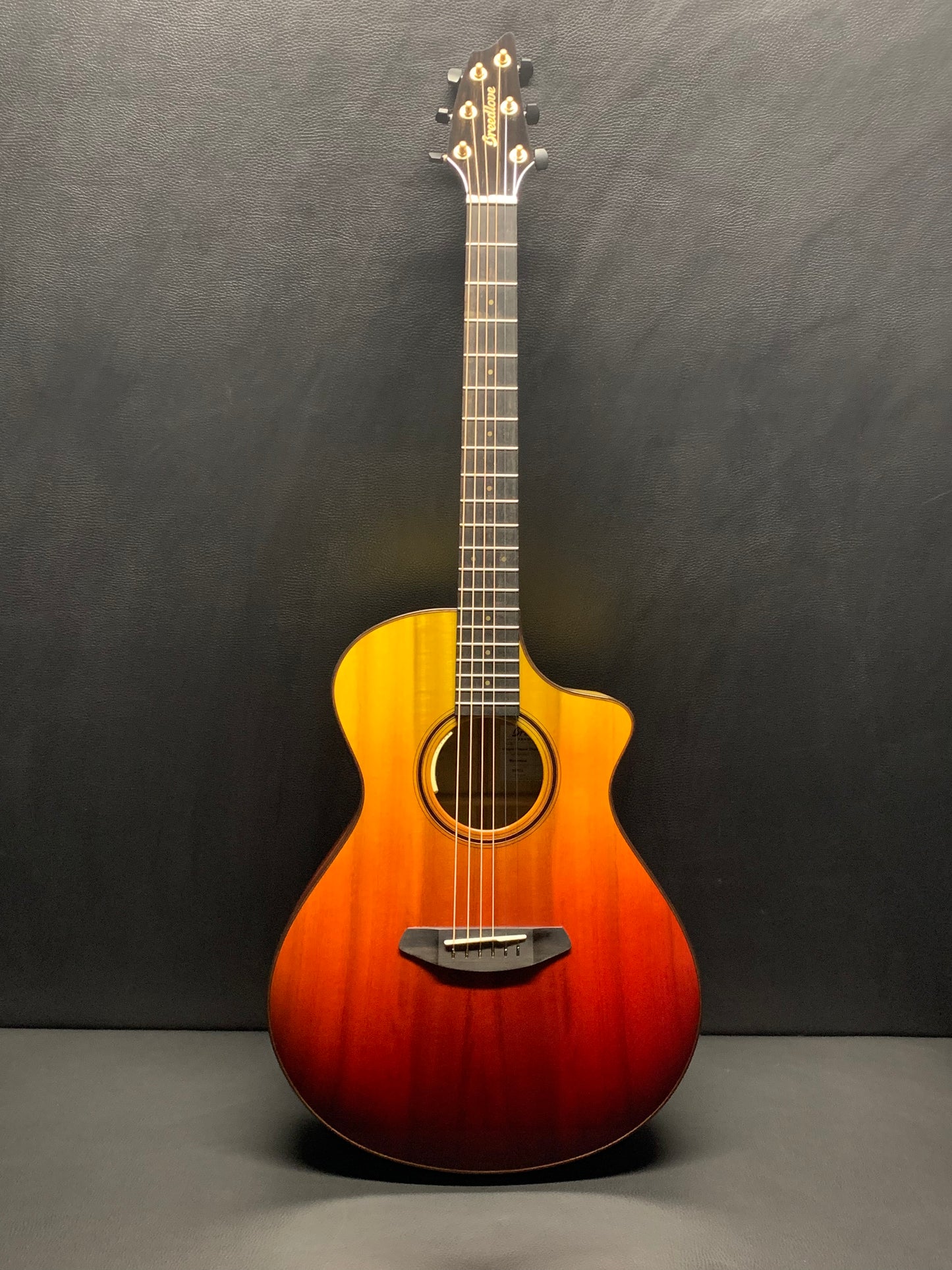 Breedlove Oregon Concert Tequila Sunrise CE LTD #28371