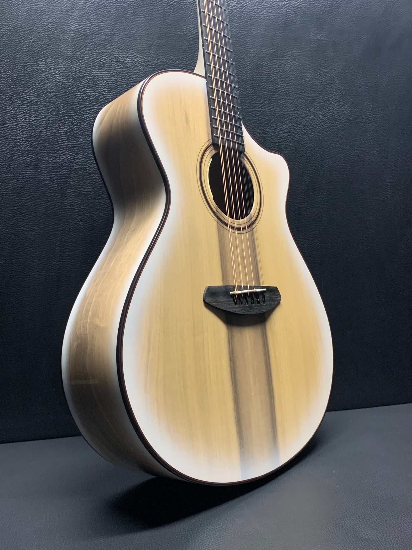 Breedlove Oregon Concerto White Sand 12 String CE LTD #28906