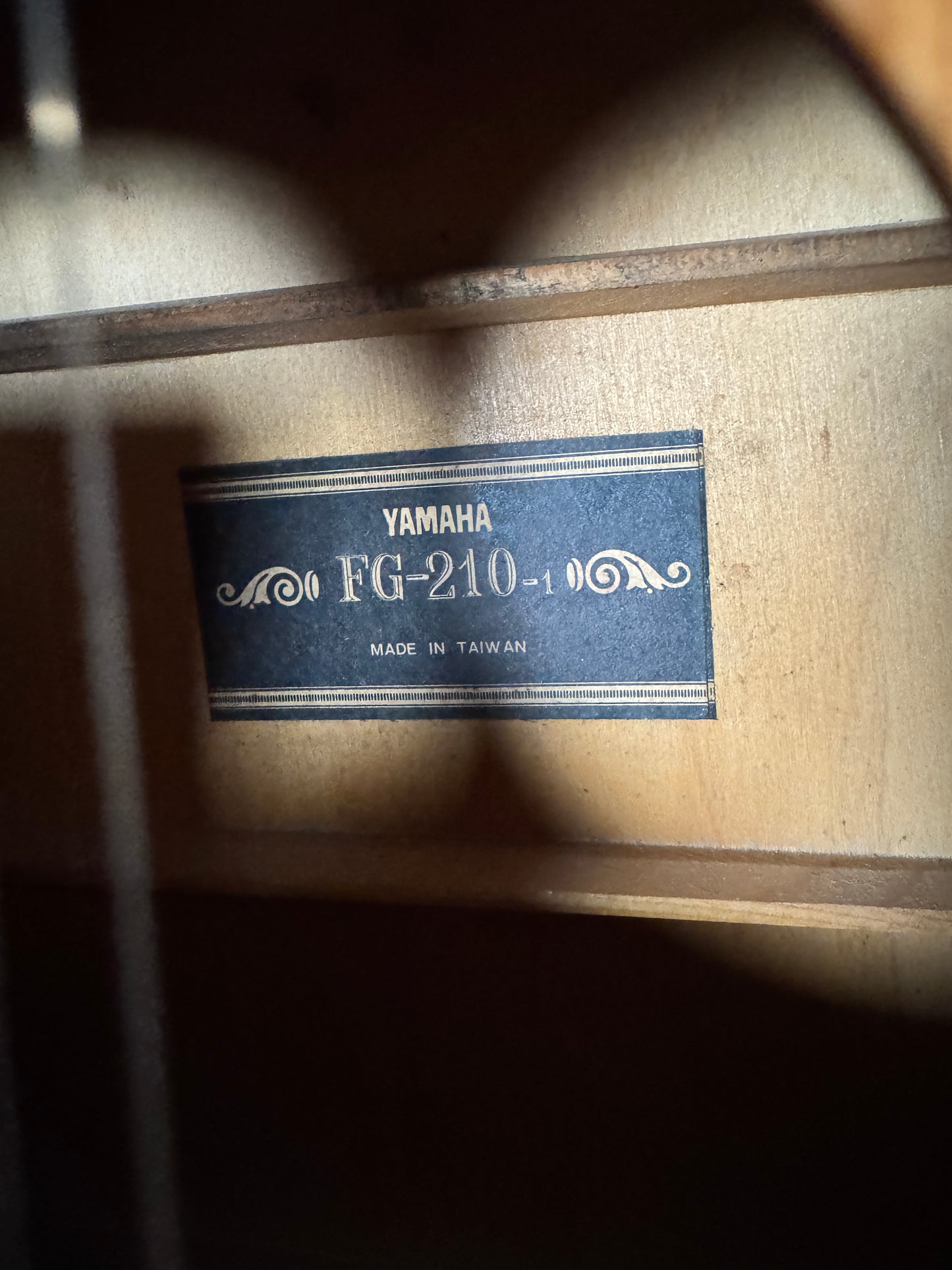 Yamaha FG210 12-String (PRE-OWNED)