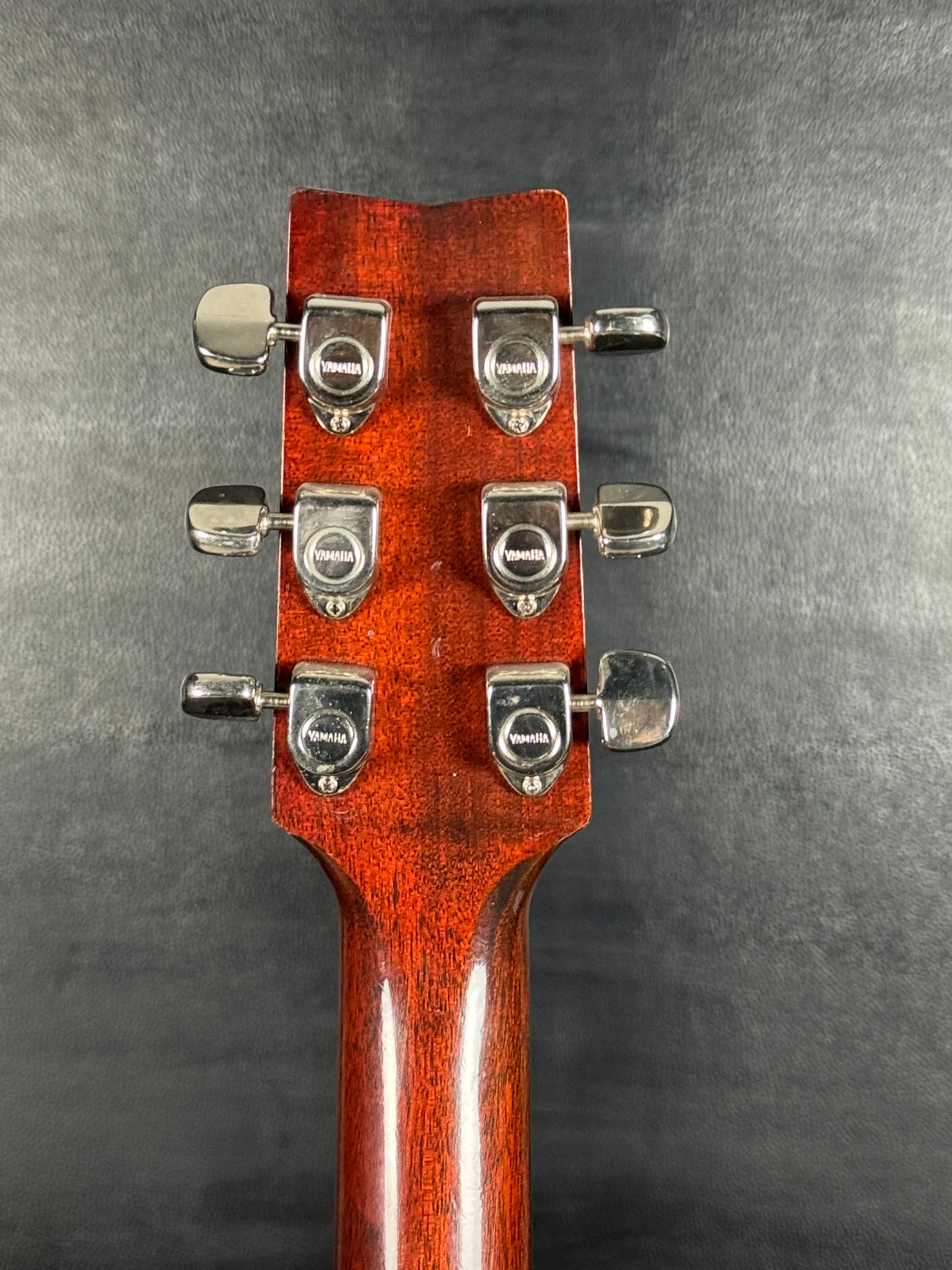 Yamaha FG 160 ( PRE-OWNED)