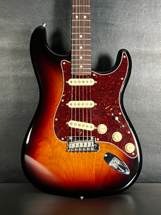 Fender American Pro Stratocaster 2018 (PRE-OWNED)
