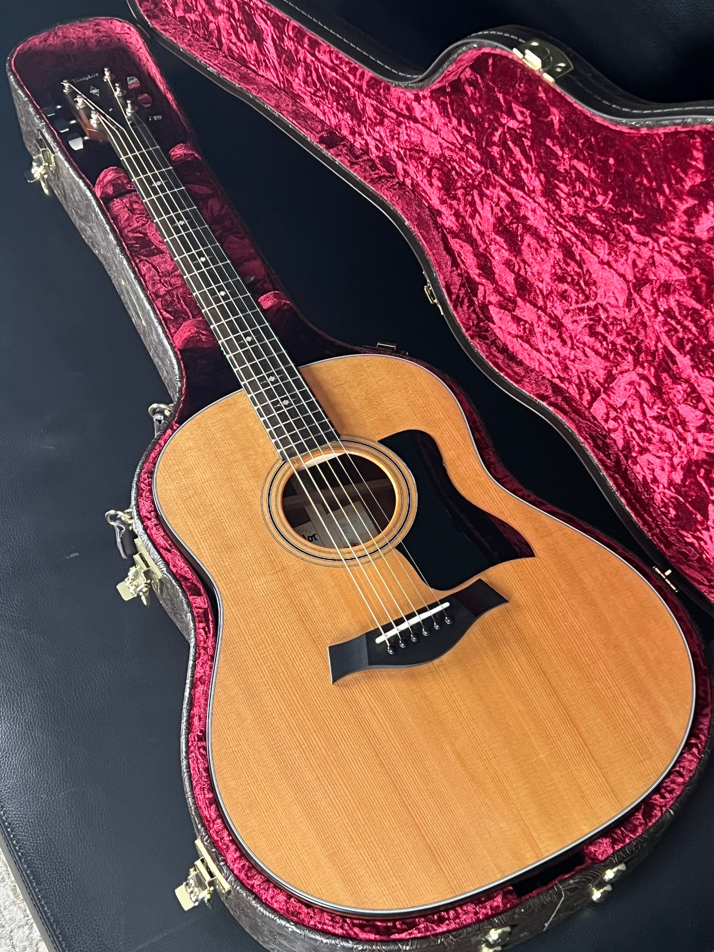 Taylor 317e (PRE-OWNED)