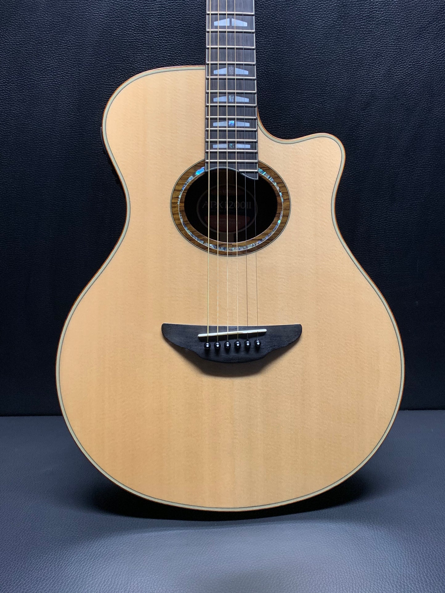 Yamaha APX1200II Natural Acoustic Guitar #IIY010467