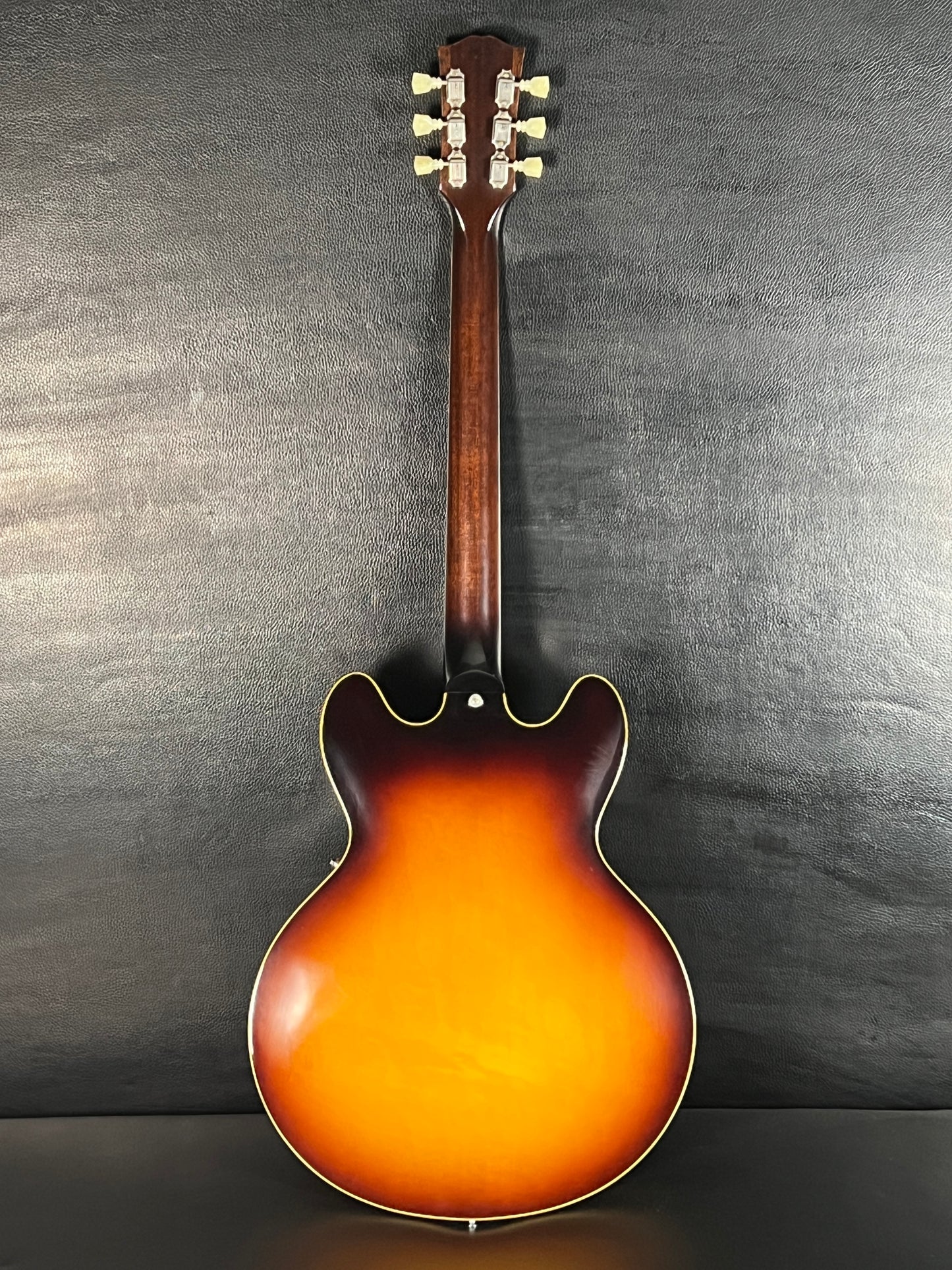 Gibson Memphis 1963 ES-335TD Reissue VOS 2016 Historic Burst (PRE-OWNED)