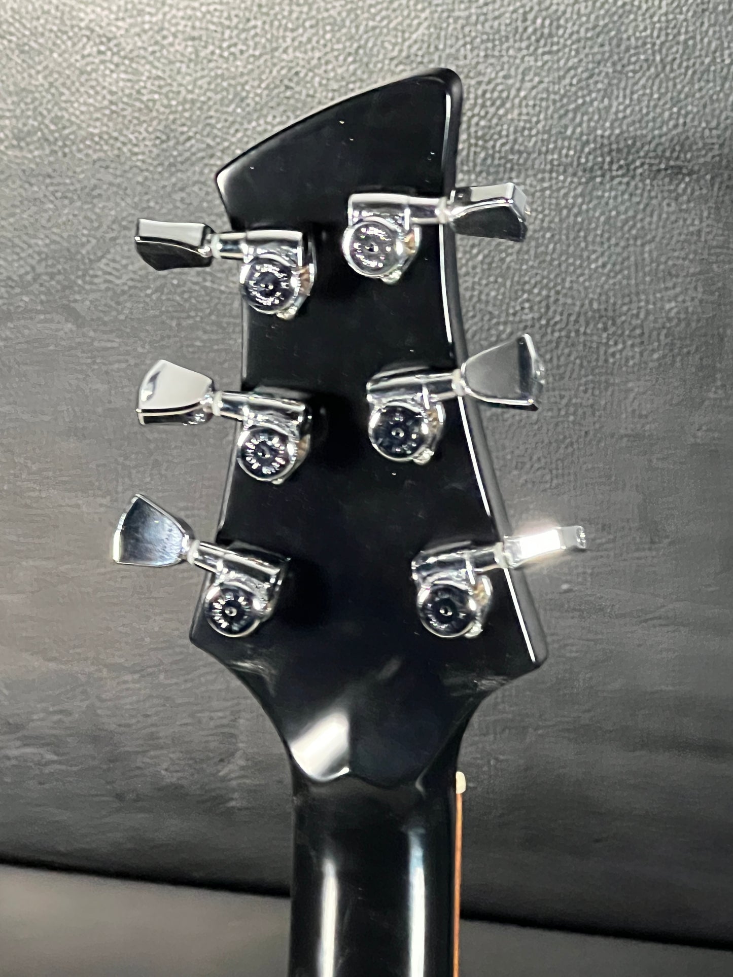 2018 USA Friedman Custom Shop Metro D Charcoal Black Burst Finish (PRE-OWNED)