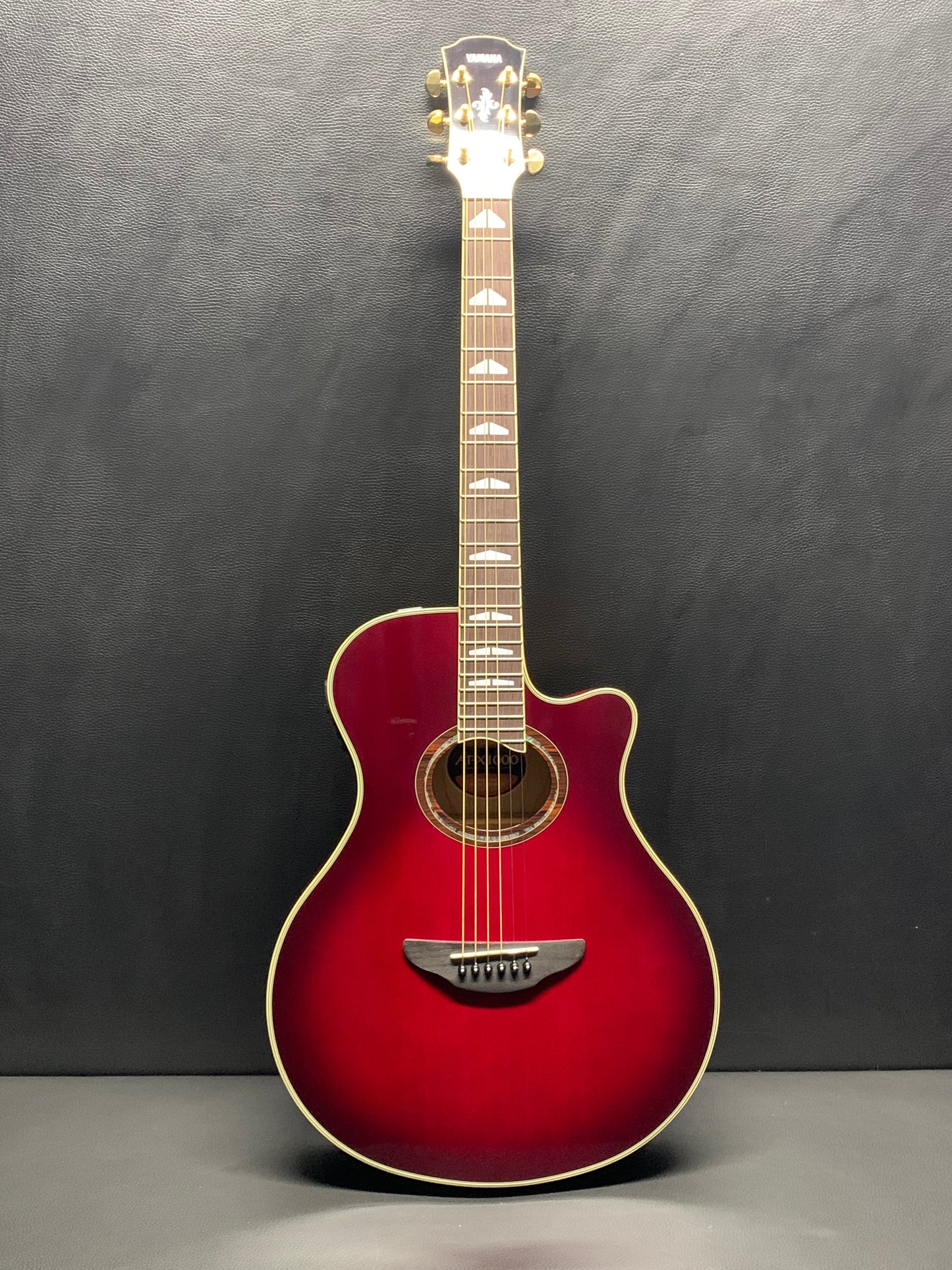 Yamaha APX1000 Crimson Red Burst Acoustic Guitar #IJK030571