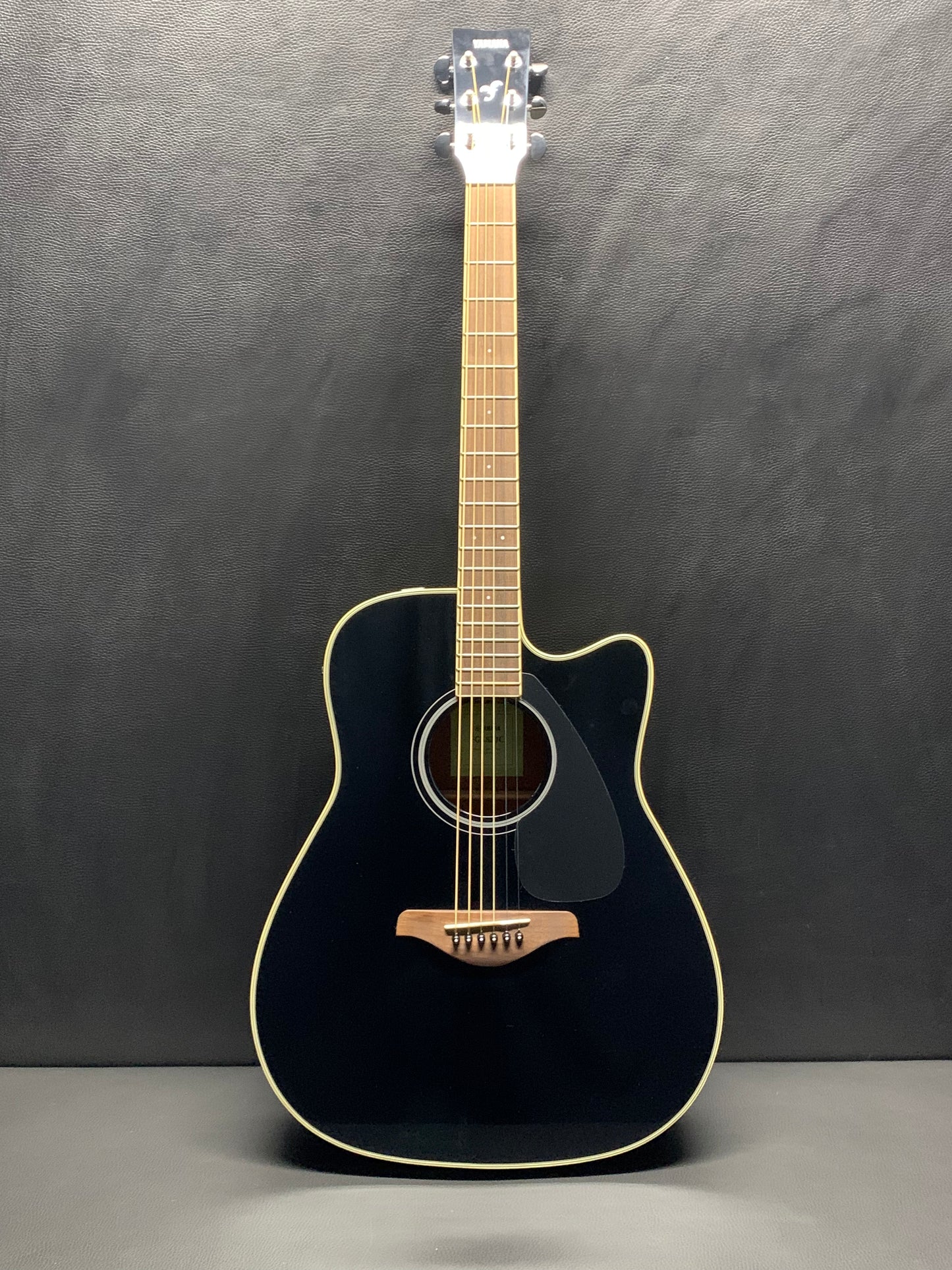 Yamaha FGX820C BL Dreadnought Acoustic-Electric Guitar #IIX100597