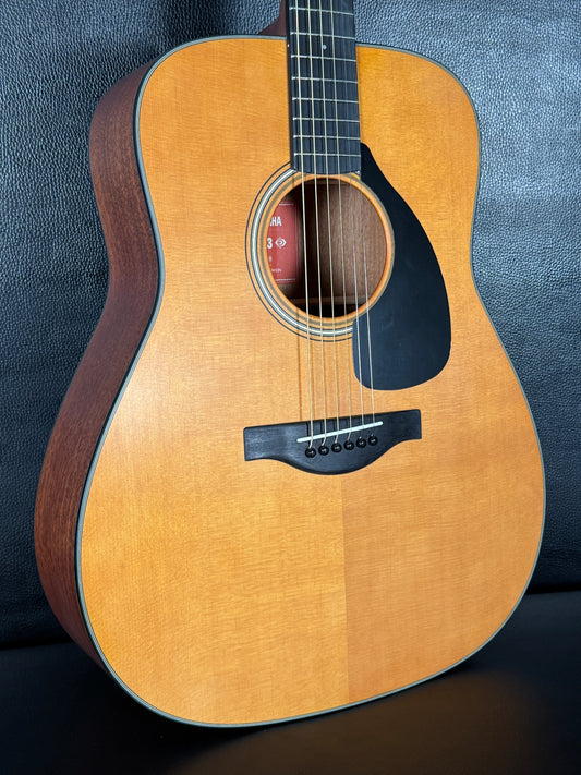 Yamaha FG3