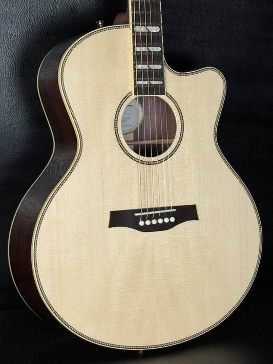 Godin Connaisseur Natural #031