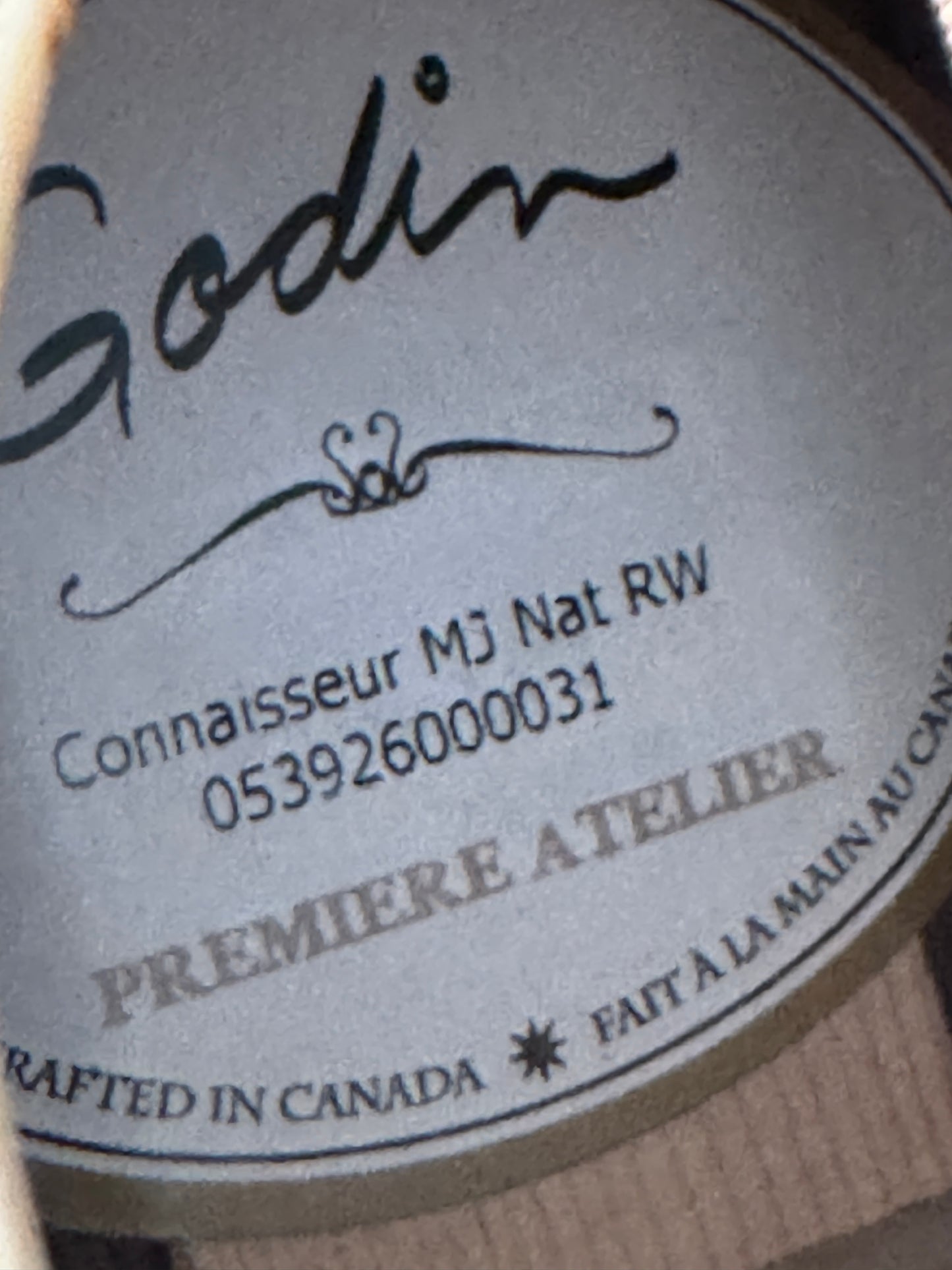 Godin Connaisseur Natural #031