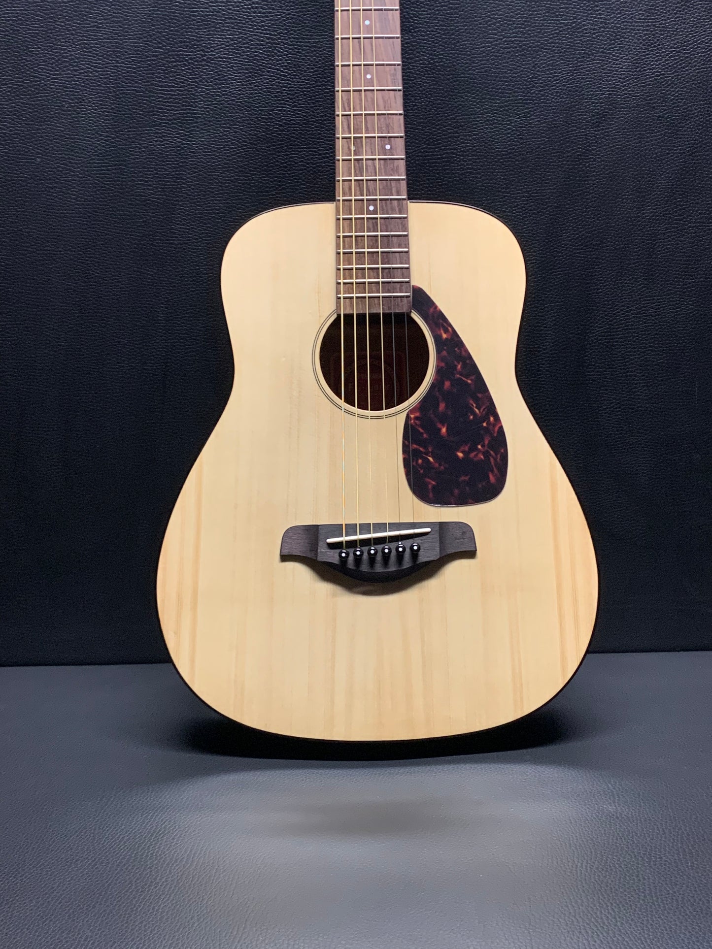 Yamaha JR2 Compact Acoustic Guitar