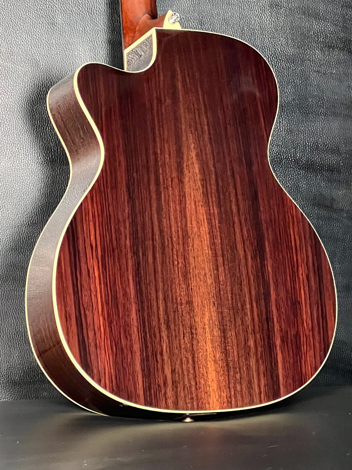 Alvarez AF70CE Shadowburst #665