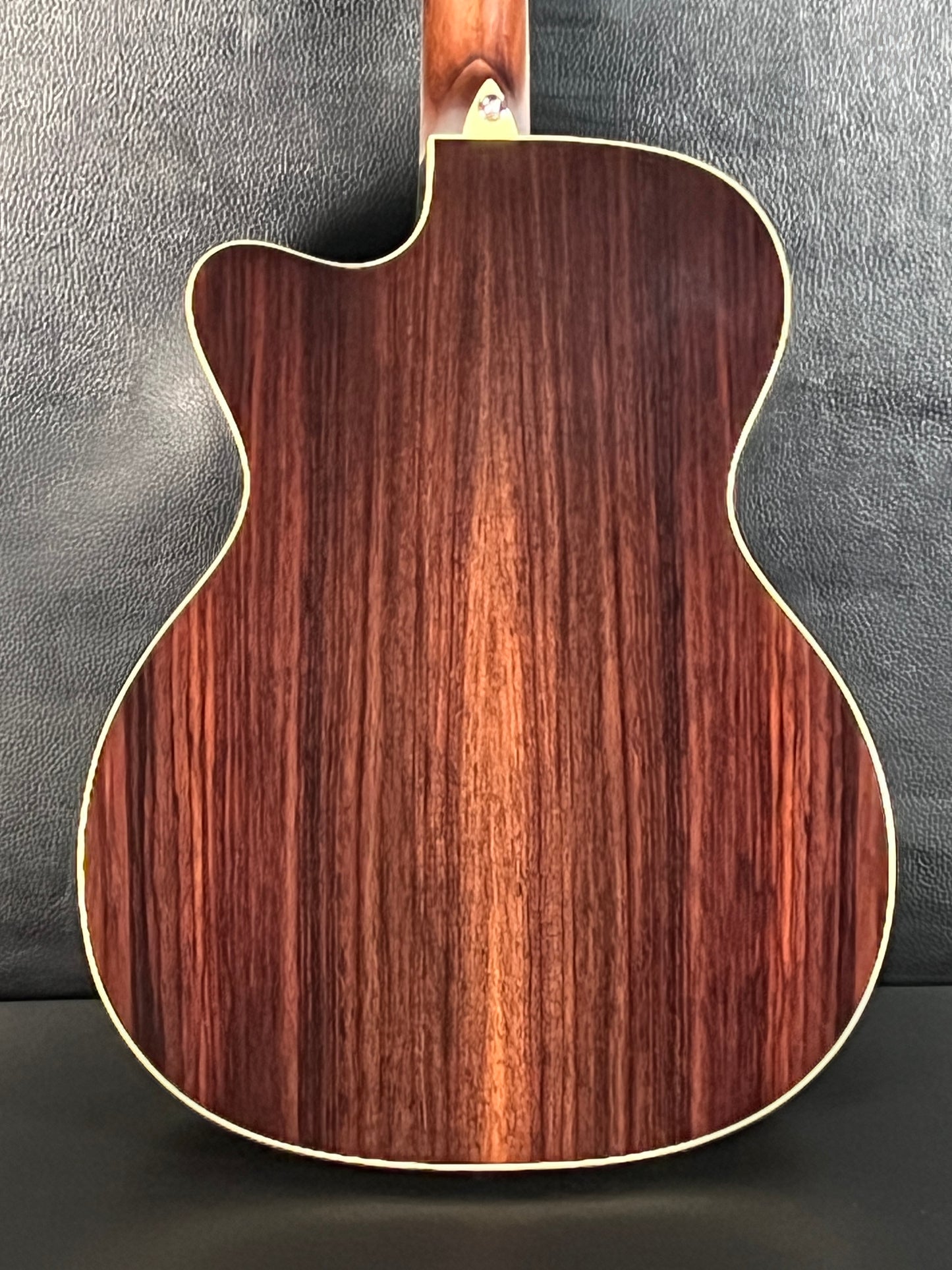 Alvarez AF70CE Shadowburst #665