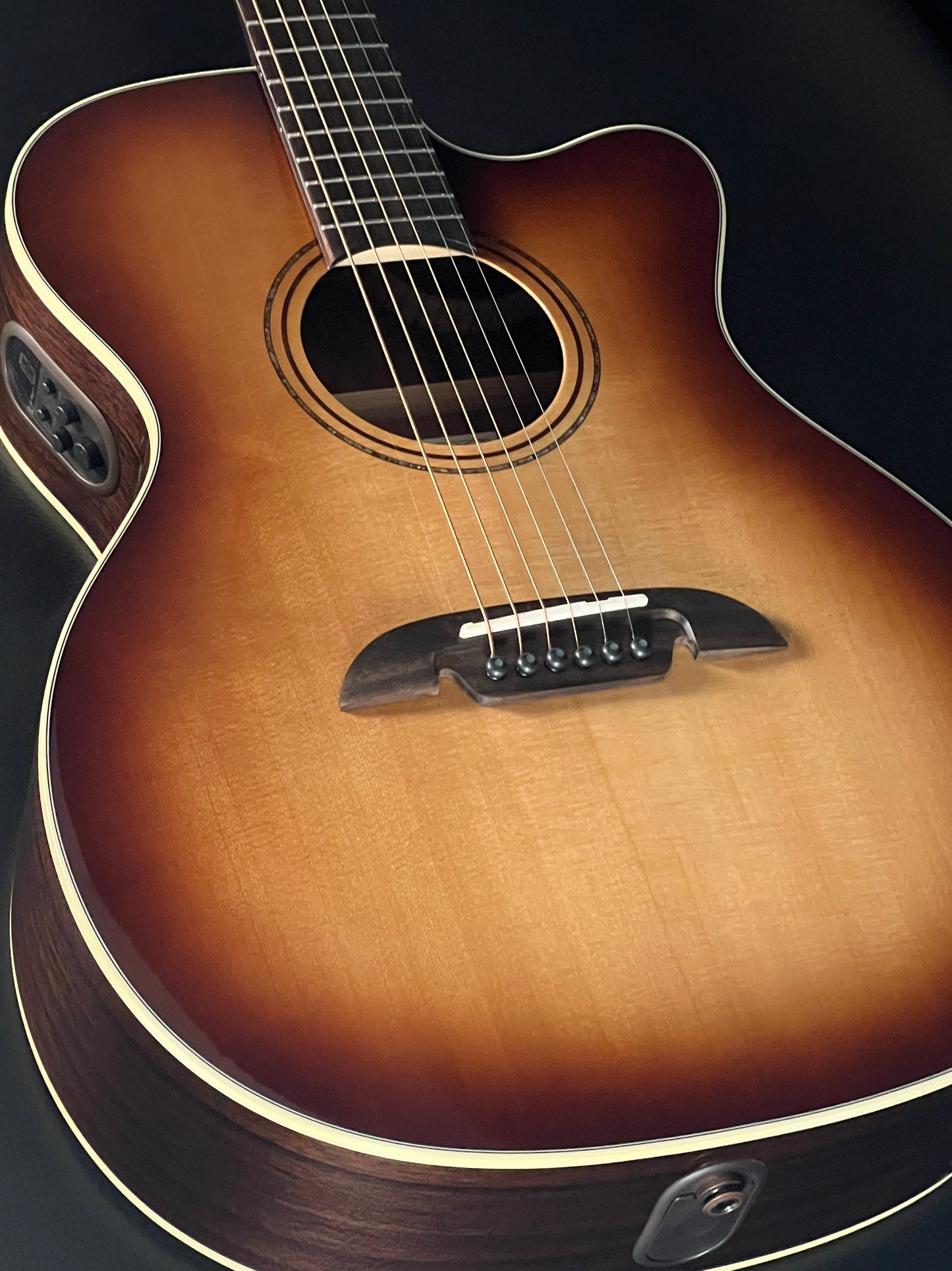Alvarez AF70CE Shadowburst #665