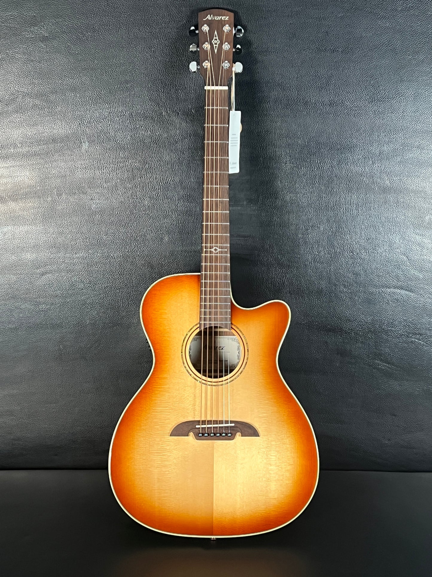 Alvarez AF70CE Shadowburst #666