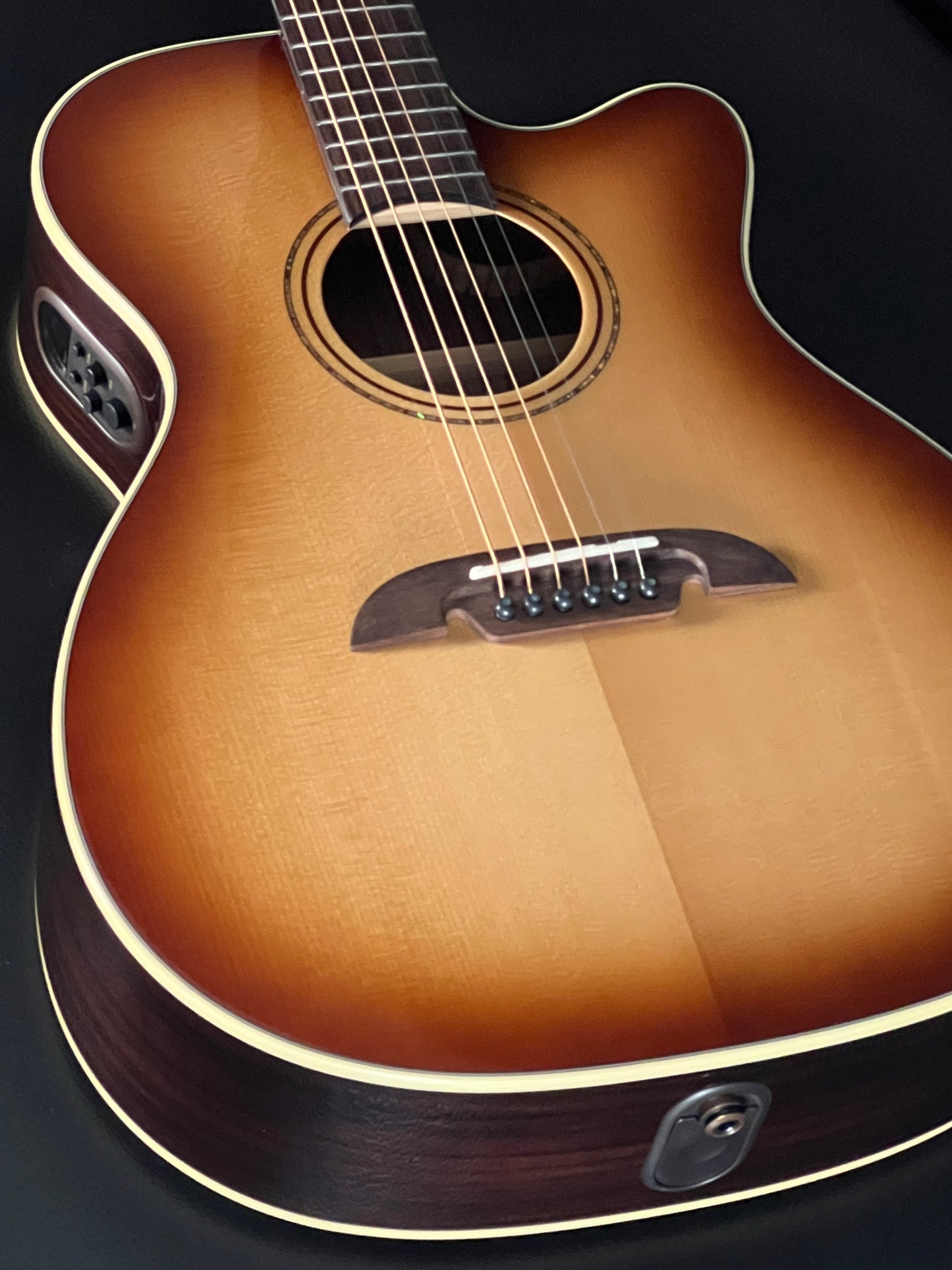 Alvarez AF70CE Shadowburst #666