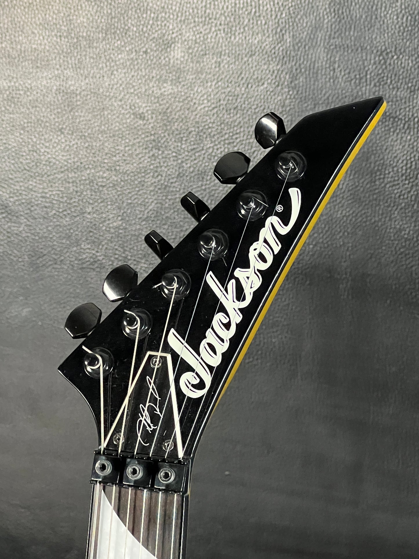 Jackson Pro Series Phil Demmel Signature Demmelition King V Gold with Black Bevels (PRE-OWNED)