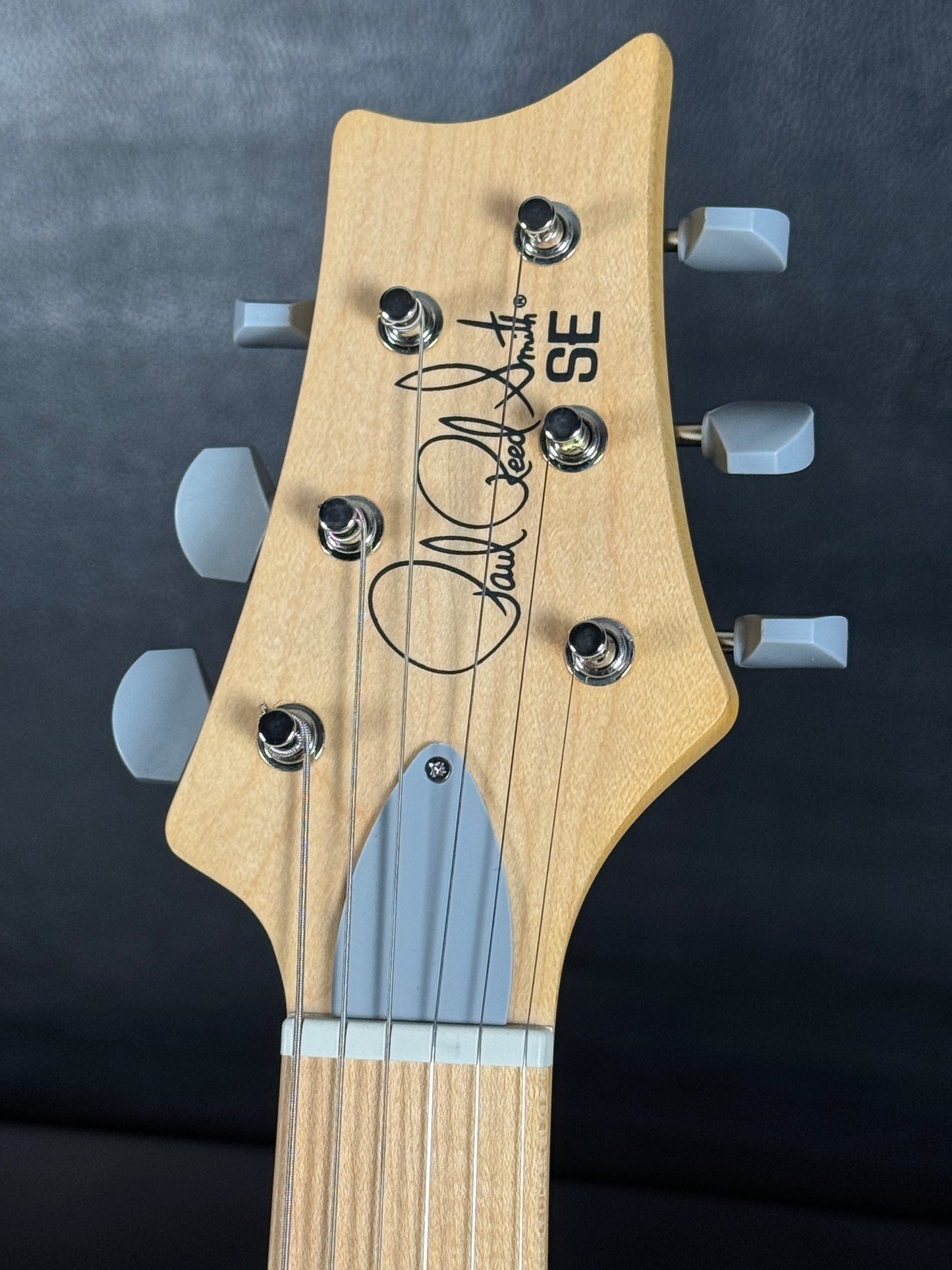 PRS SE Silver Sky Maple Moon White