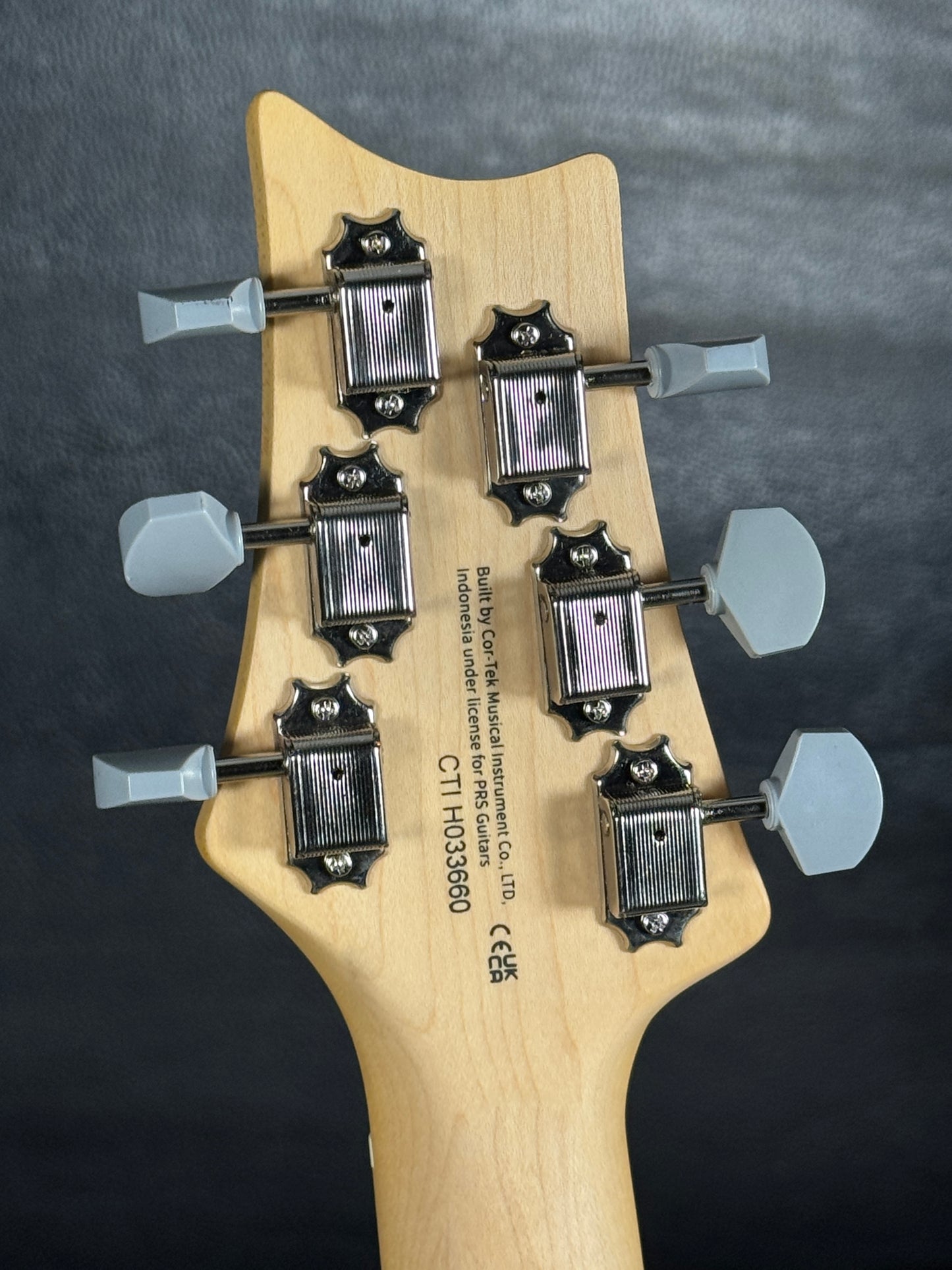 PRS SE Silver Sky Maple Moon White