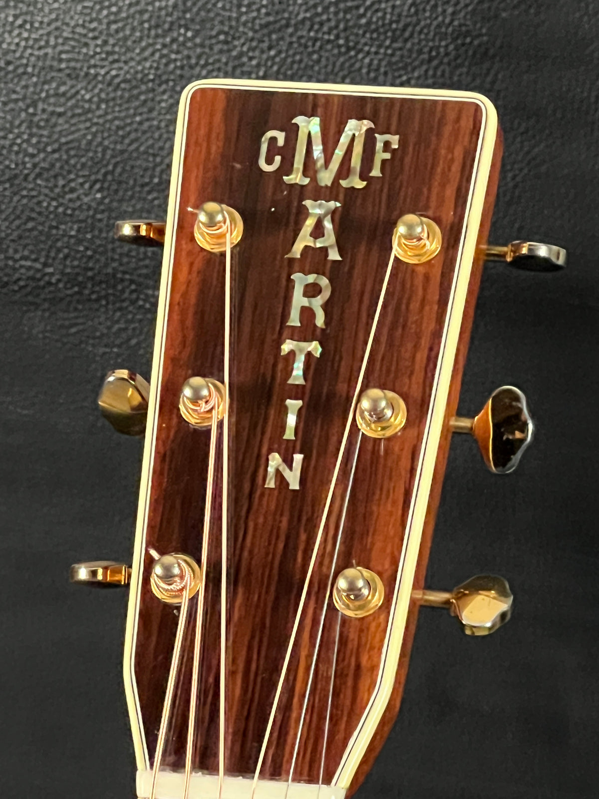 Martin D-42 (PRE-OWNED)